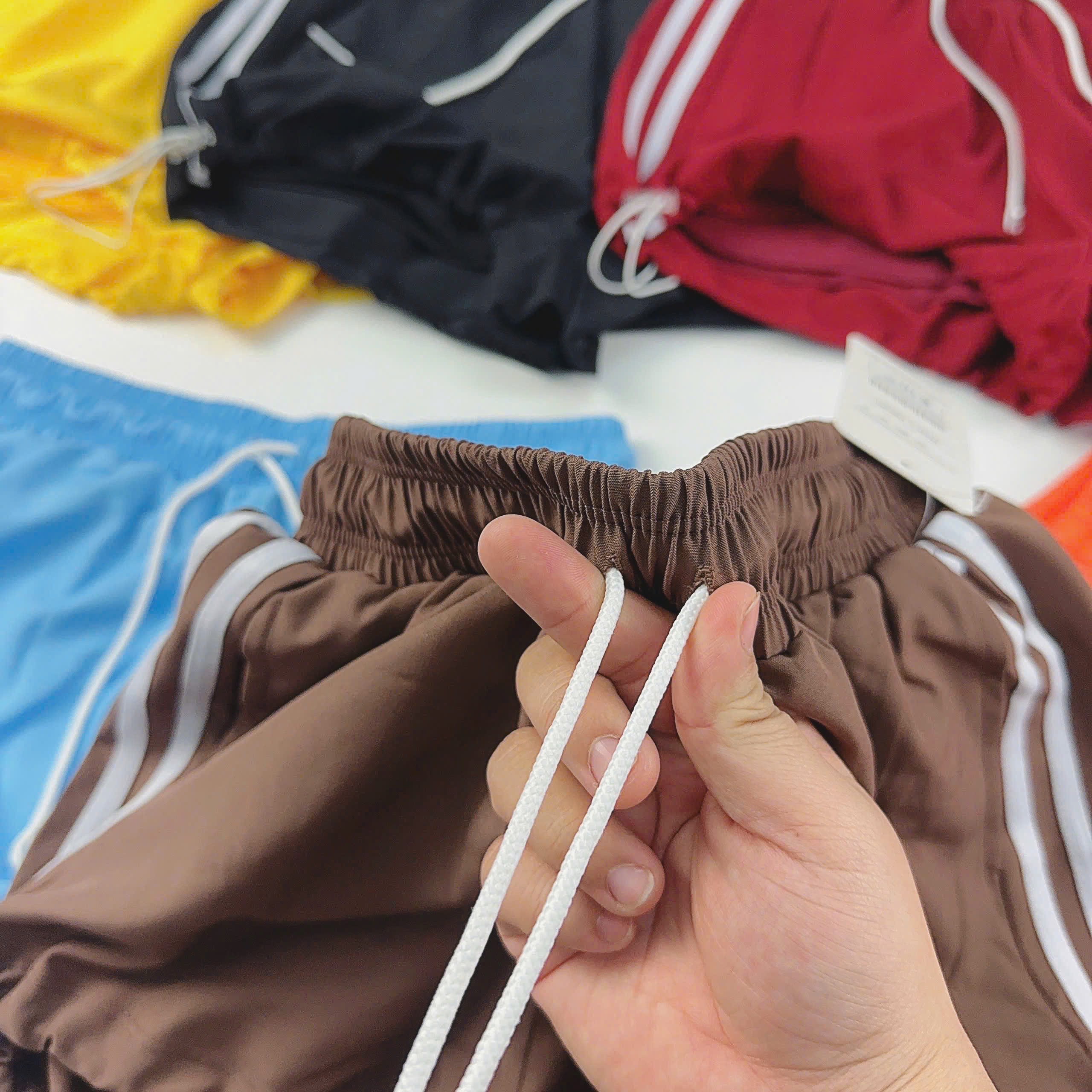 Quần Đùi Thể Thao Tập Gym Chạy Bộ Nữ Yumiisportswear Boxer Bí Ngô Rút Dây Dáng Rộng Kèm Quần Bảo Hộ Chống Lộ Lưng Cao_thumbnail_3