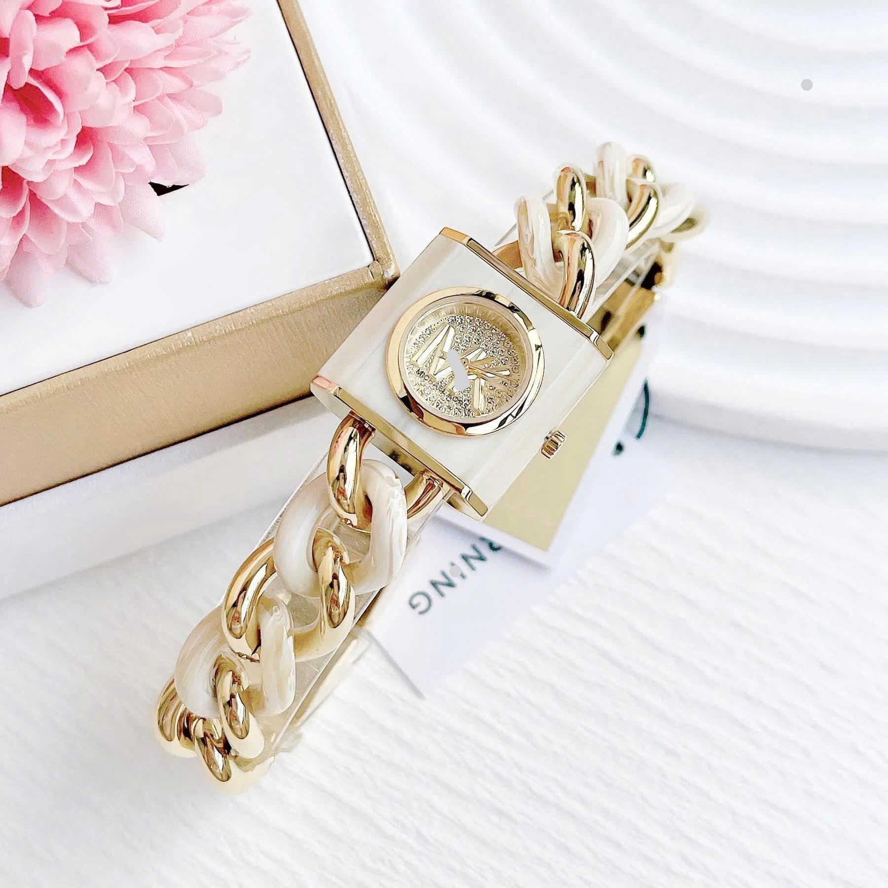 ĐỒNG HỒ NỮ XÁCH TAY STORE M/K4809_thumbnail_2
