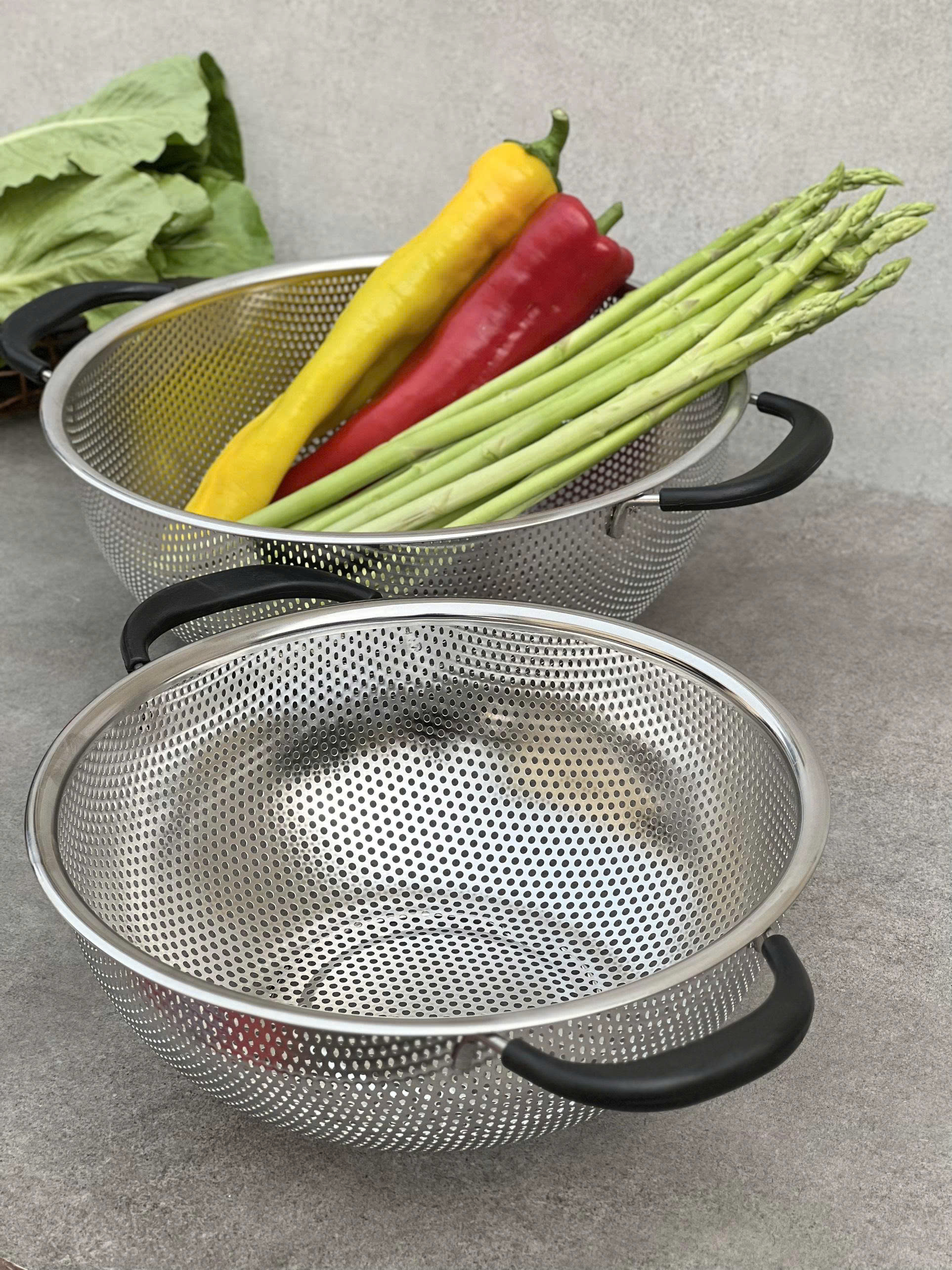 RỔ INOX LIỀN KHỐI 2 TAY CẦM CÓ CHÂN KAIYO_thumbnail_3