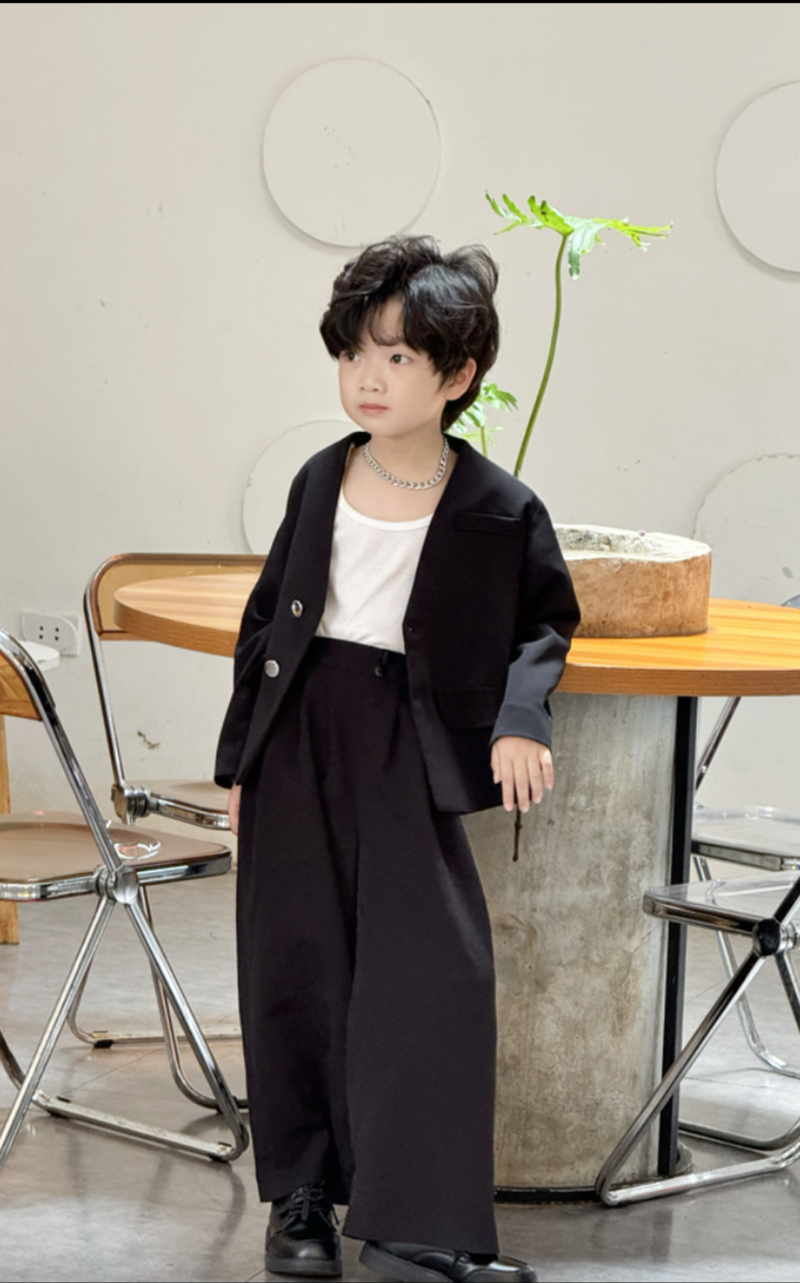 Bộ Vest Cổ Tim Cho Bé Trai, Bé Gái (Không bao gồm áo thun bên trong).