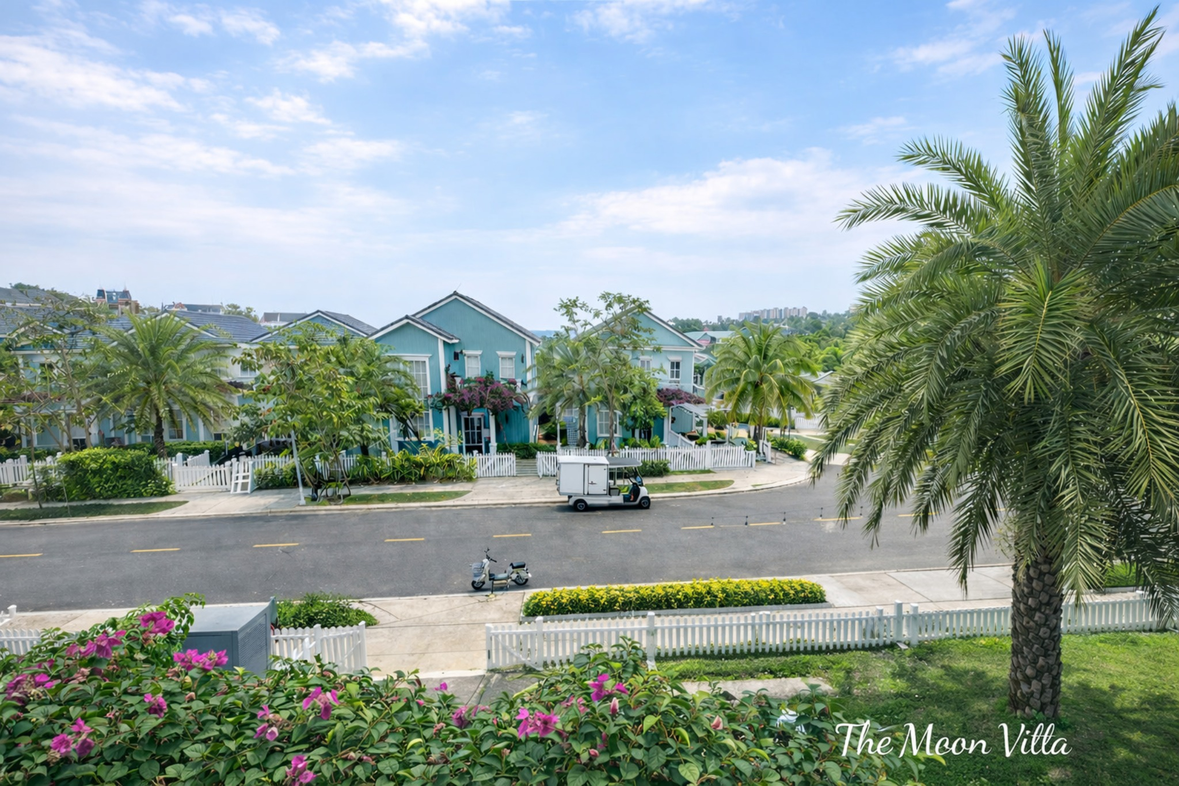 the-moon-villa-novaworld-phan-thiet-neighborhood-street-view-4000px