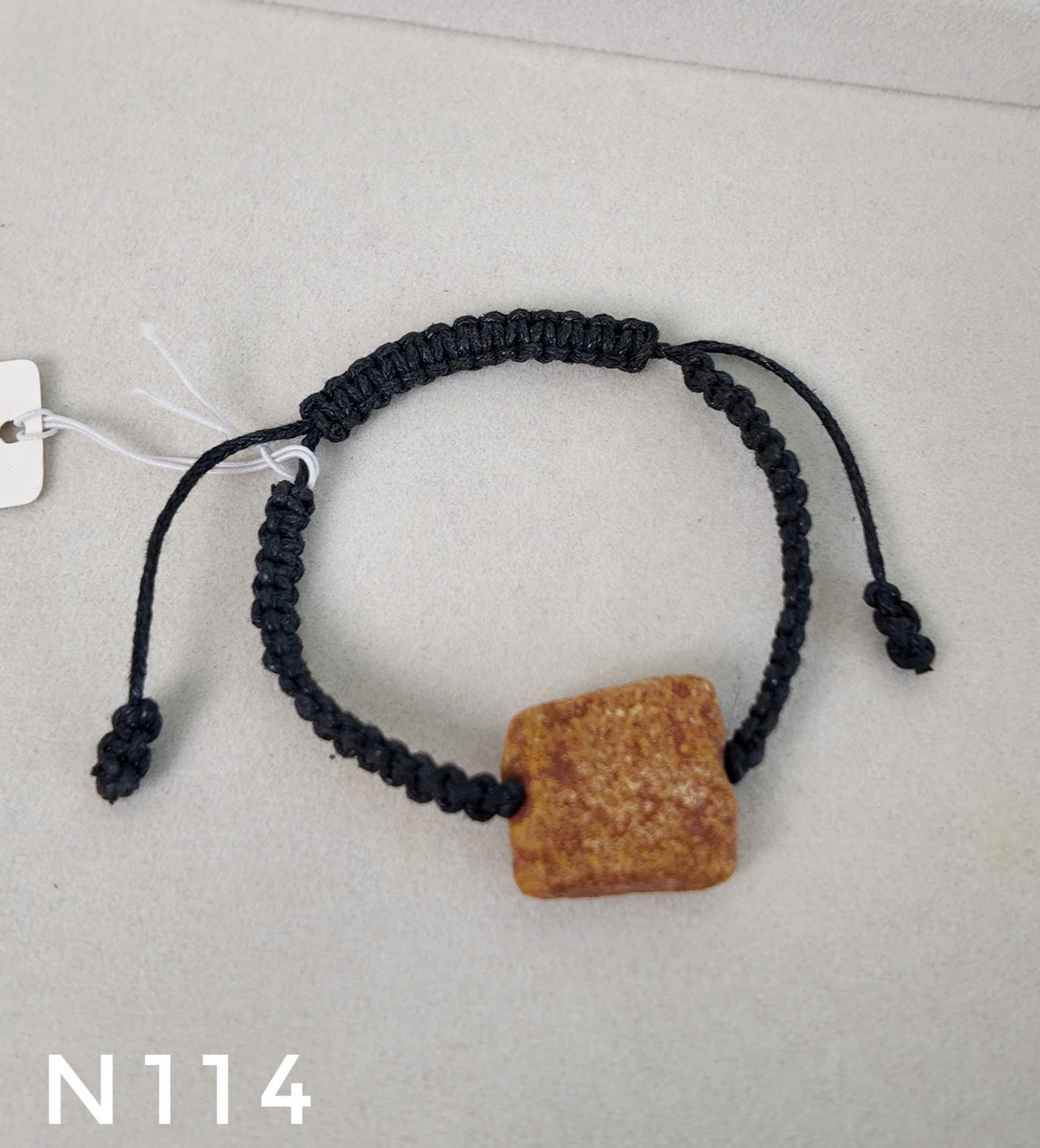 Lắc Tay Dây Dù Hổ Phách Giọt Thô – N114