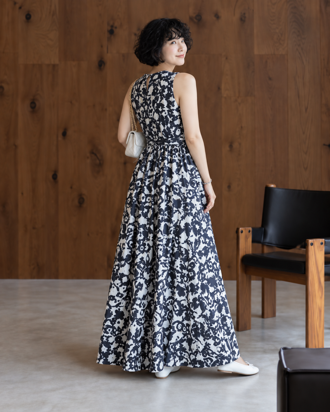 Đầm Hoa Đen Trắng Sát Nách Dáng Xòe - MV090_thumbnail_3