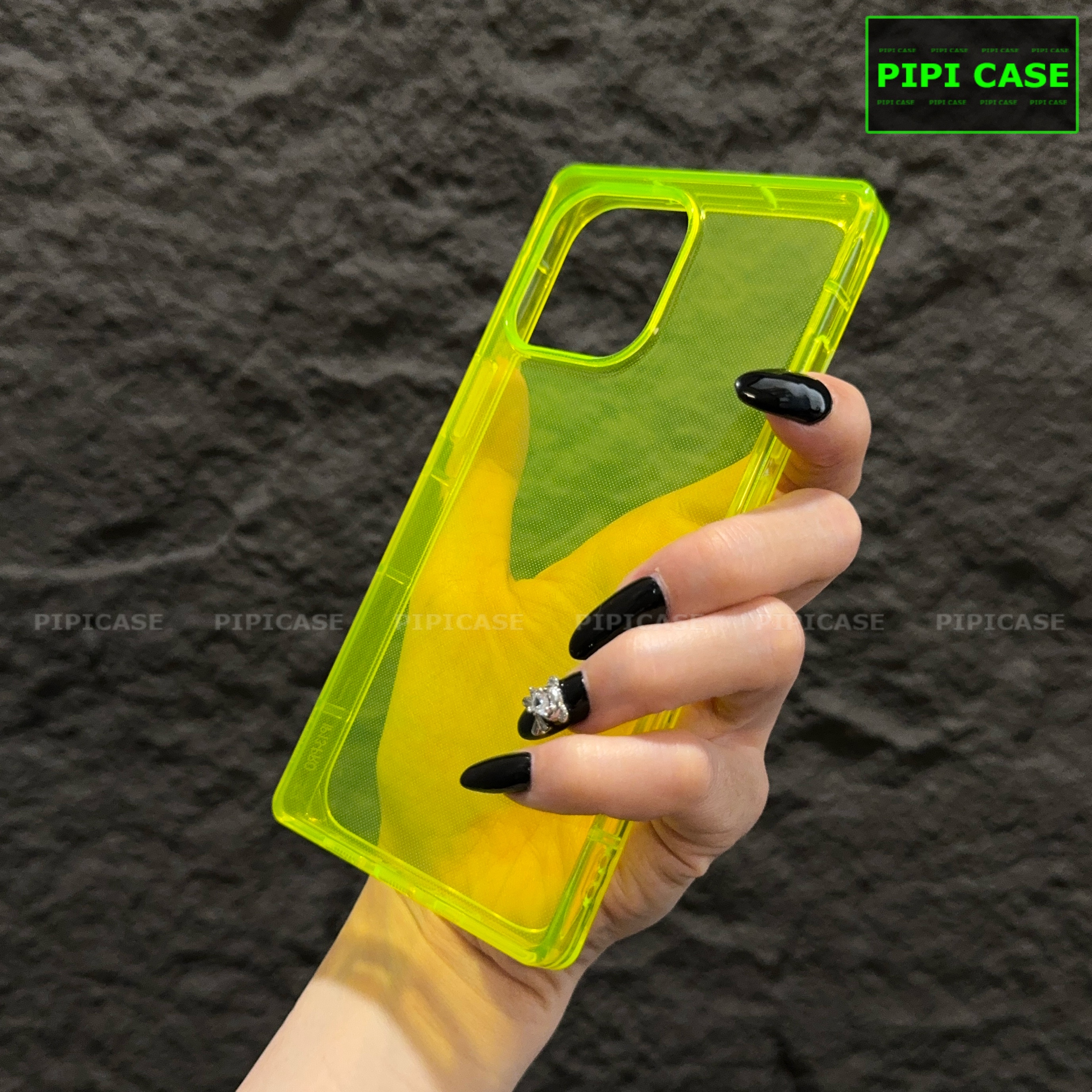 Ốp Lưng iPhone 13 - Layla - Vàng Dạ Quang_thumbnail_4