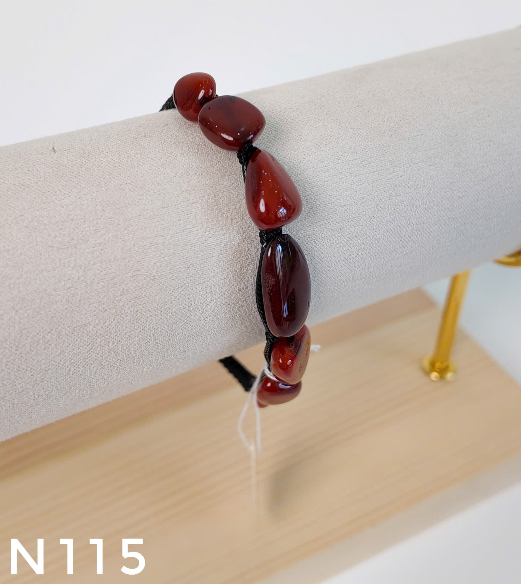 Lắc Tay Dây Dù Hổ Phách Huyết Dáng Tự Nhiên – N115_thumbnail_3