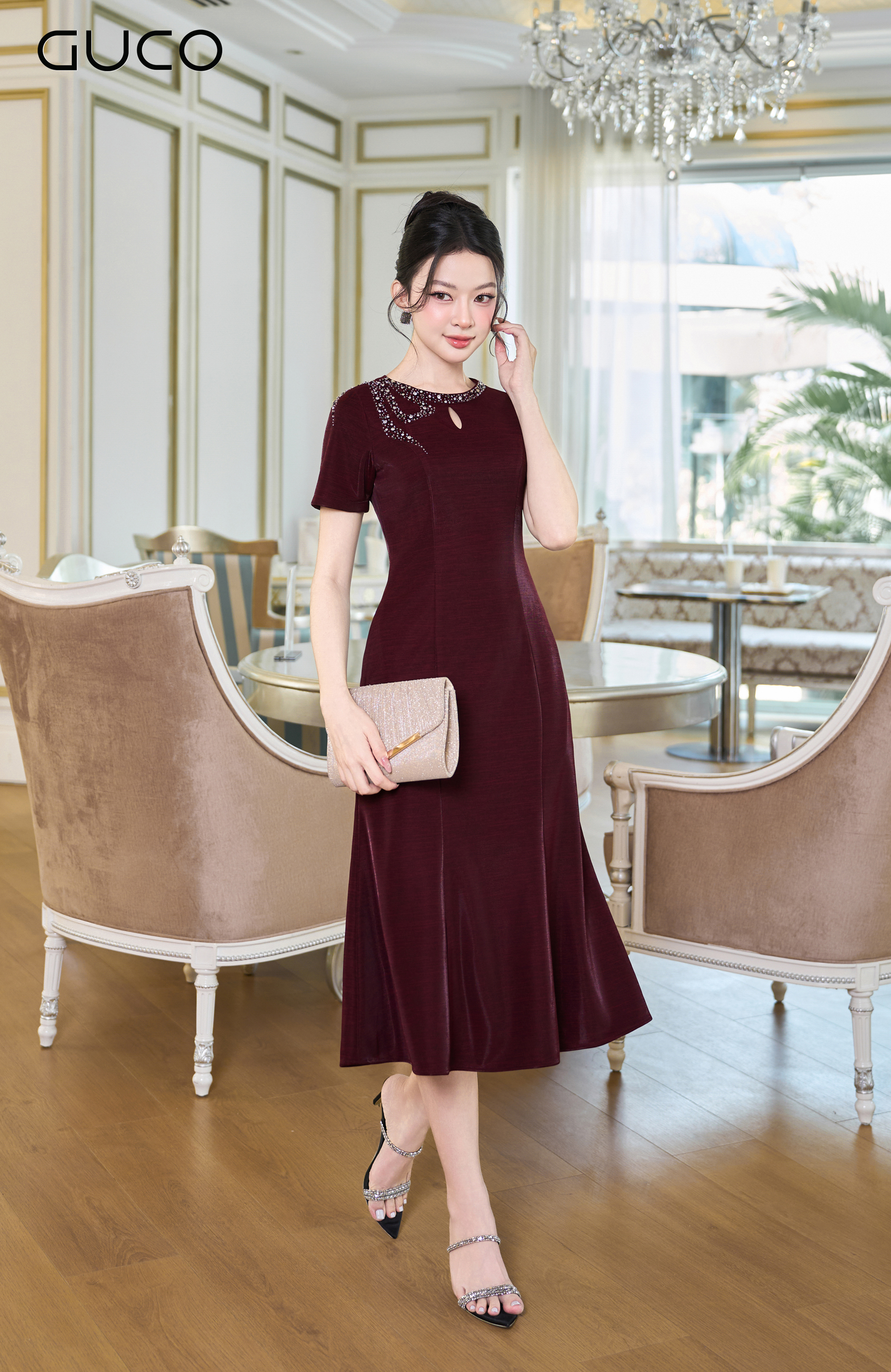 GUCO Đầm Đỏ Đuôi Cá Đính Đá Nữ Tính
