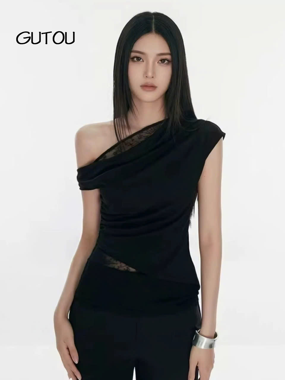 [ GUTOU ] Áo Thun Trễ Vai Viền Ren Nhún Eo Satin Muse_thumbnail_2