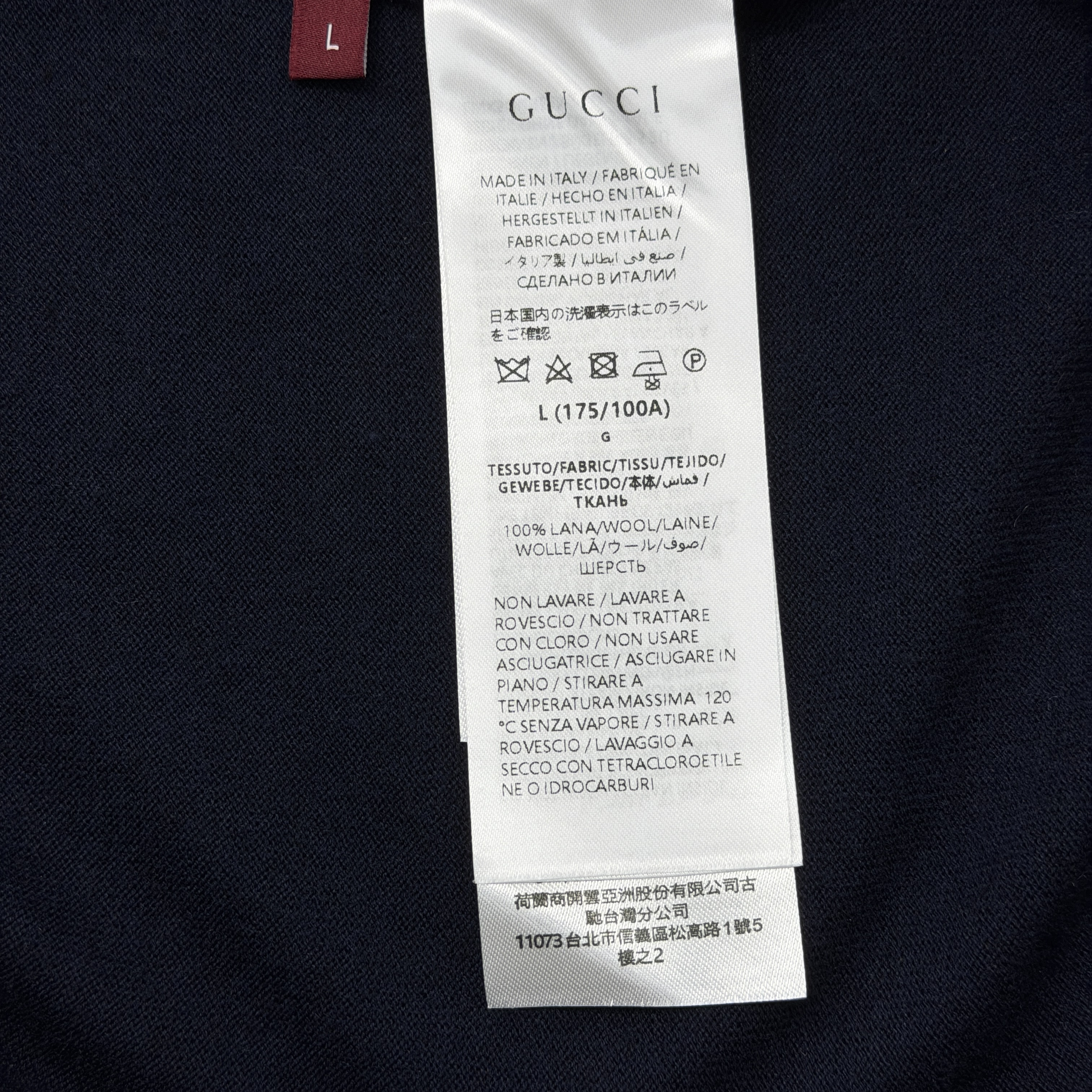 Phông Gucci