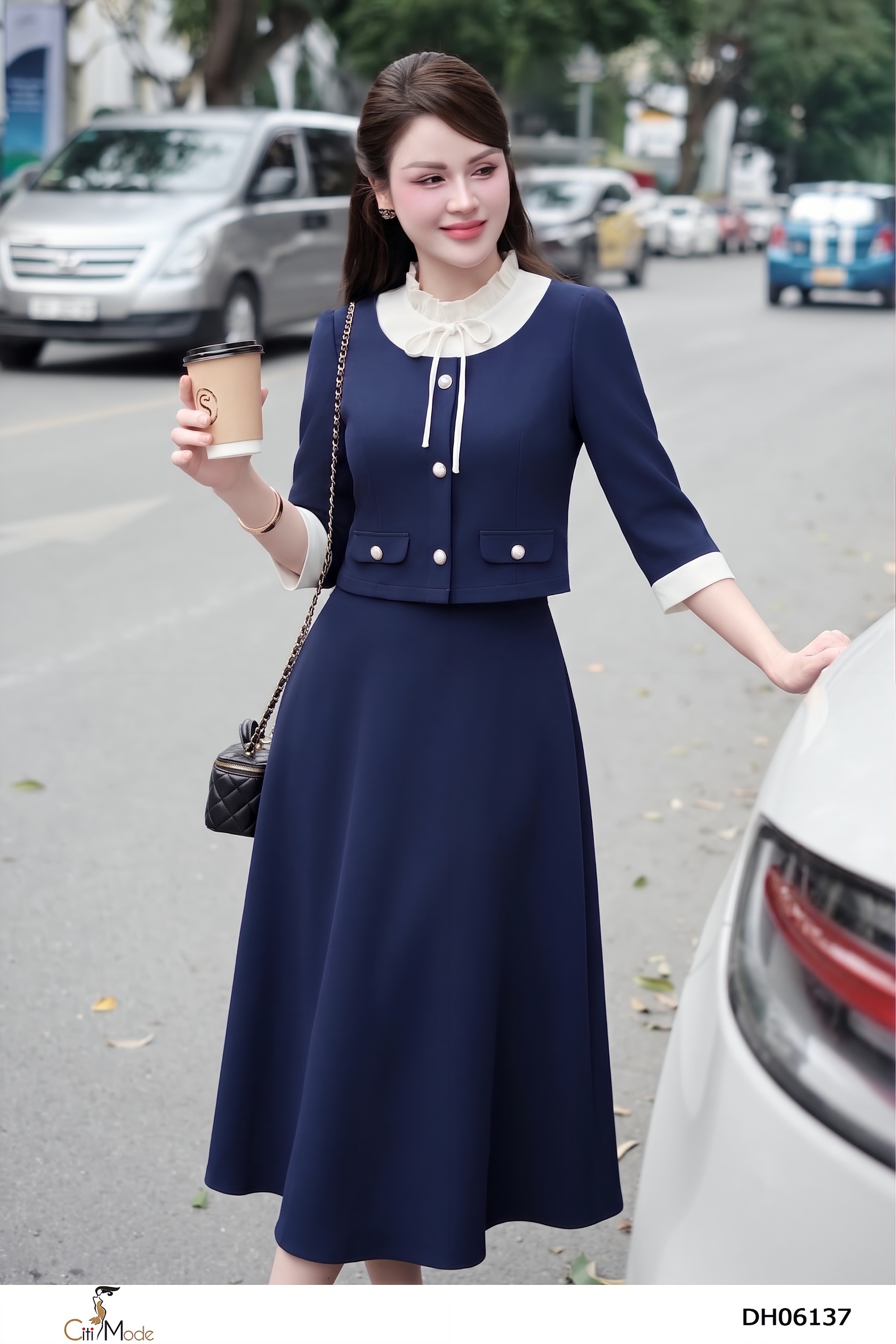 Đầm xòe xanh đen giả set cổ nhún phối trắng tay lỡ_thumbnail_3
