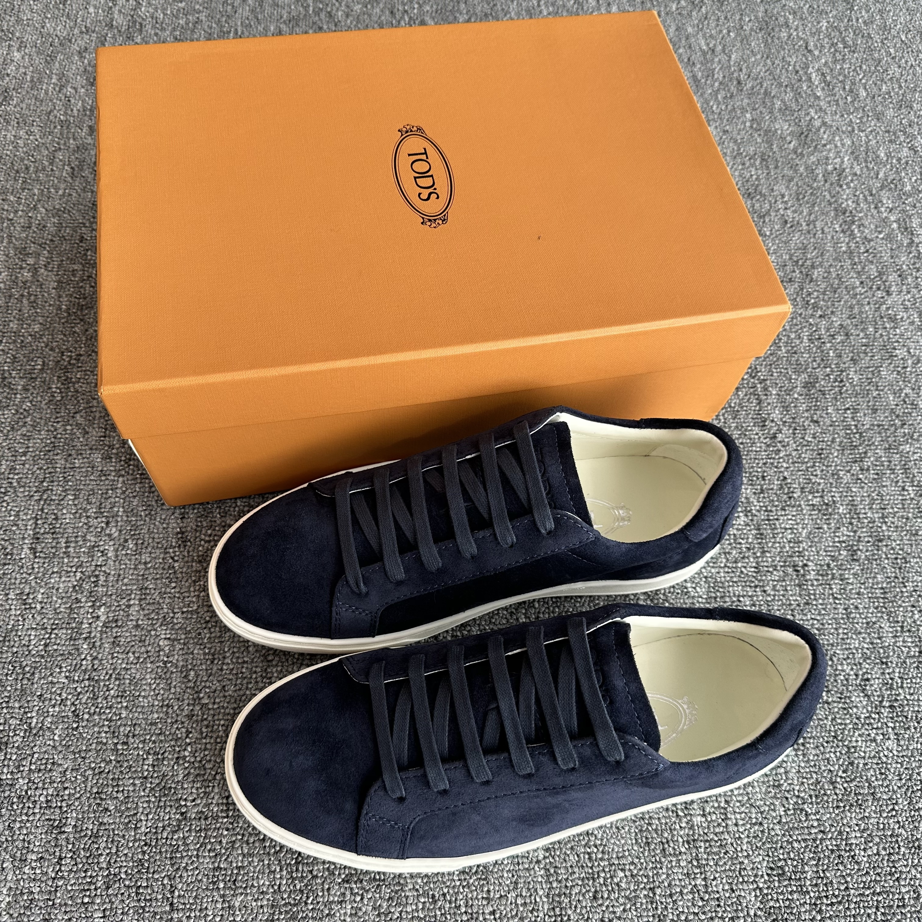 Giày TODS