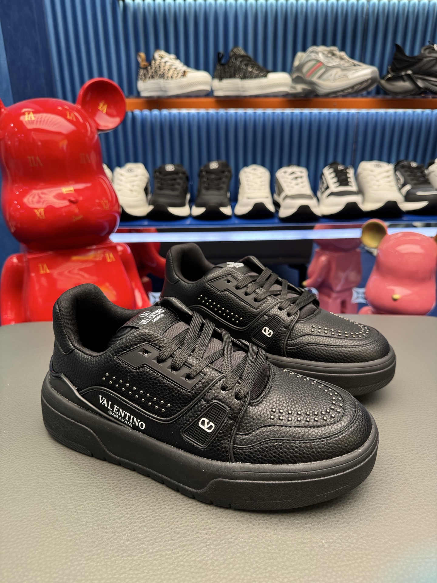 Giày Valentino (VLTN)