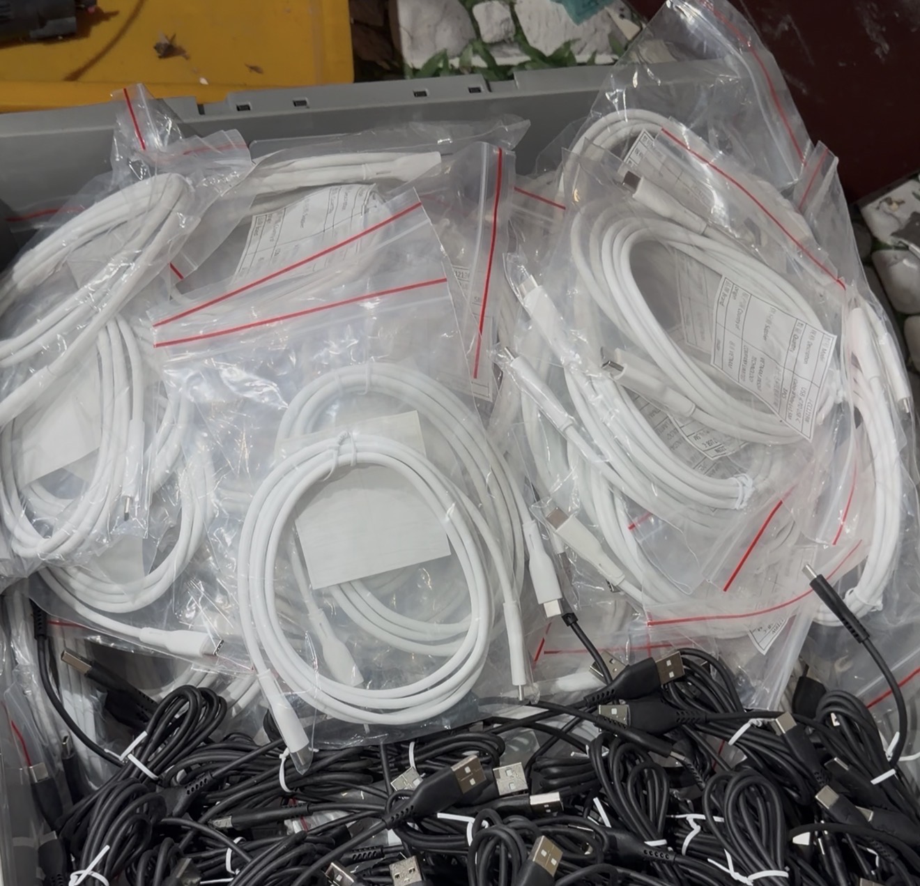 Cáp sạc nhanh và siêu nhanh USB-A và TYPE C