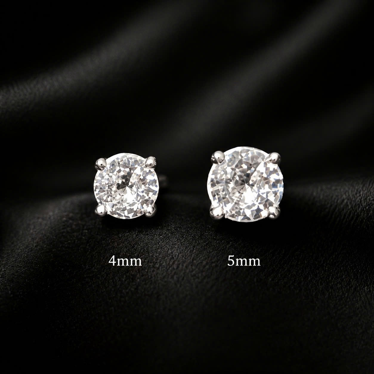 Khuyên tai bạc kim cương mois đá chấu 4mm._thumbnail_4