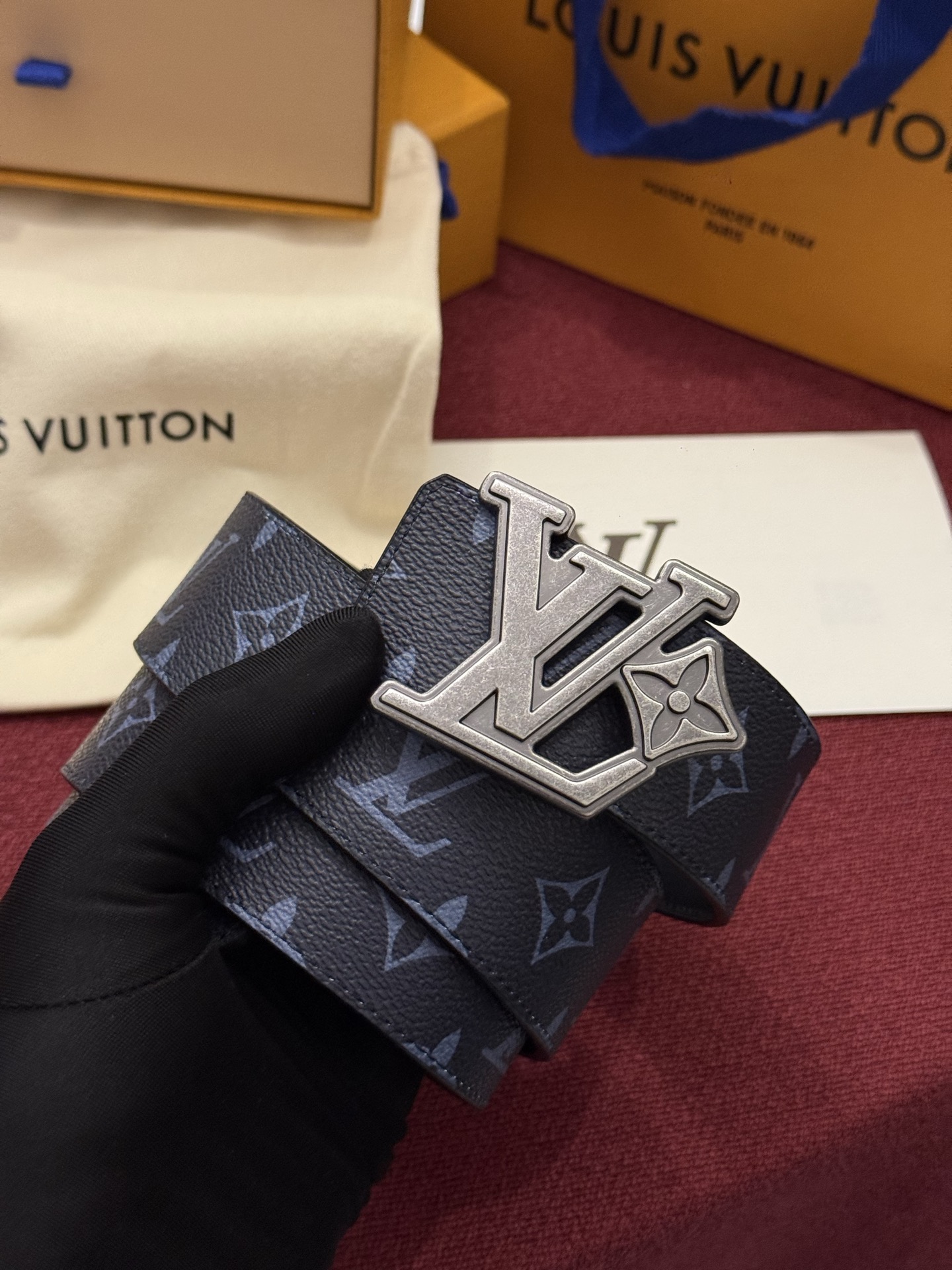 Belt LV
