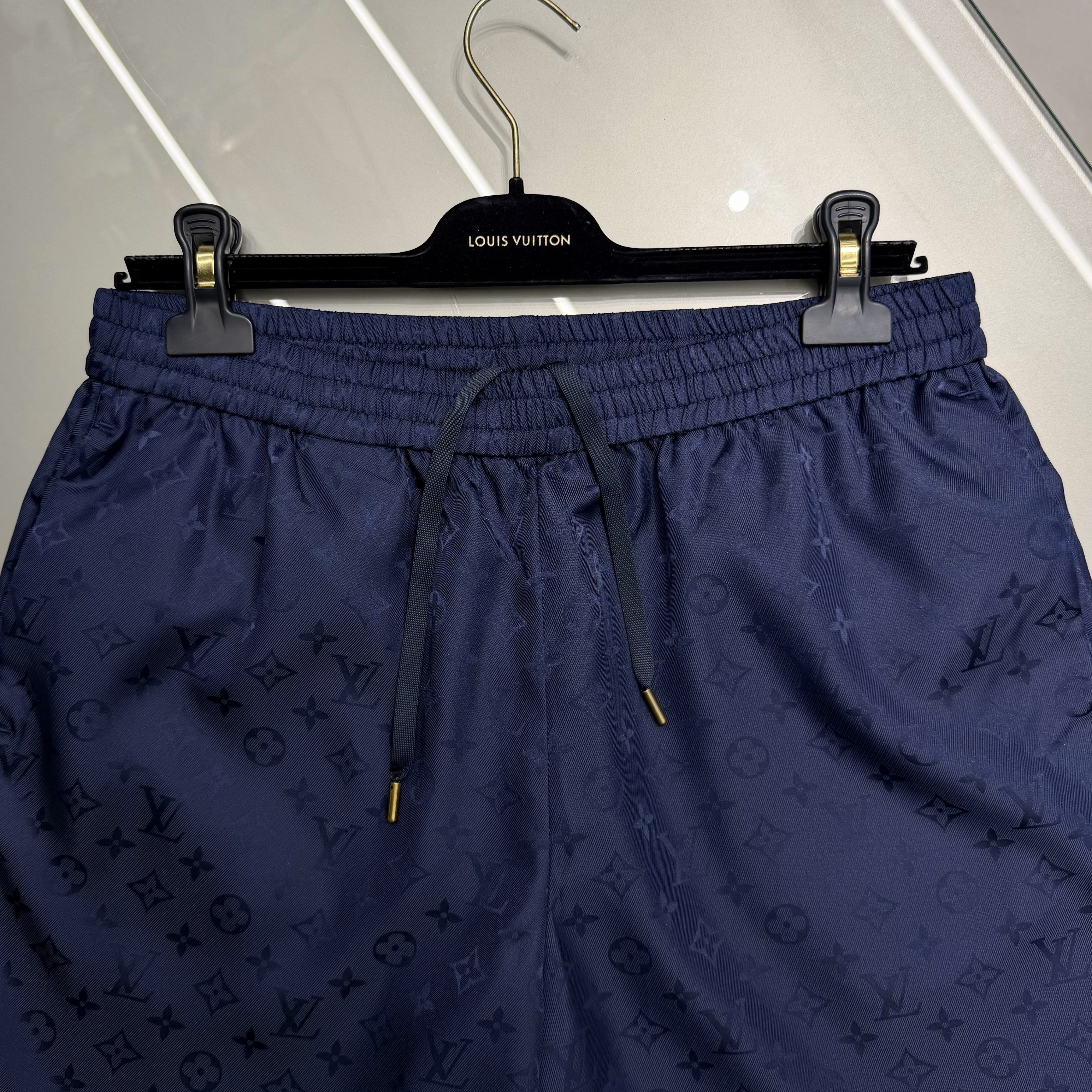 Quần Short LV_thumbnail_2