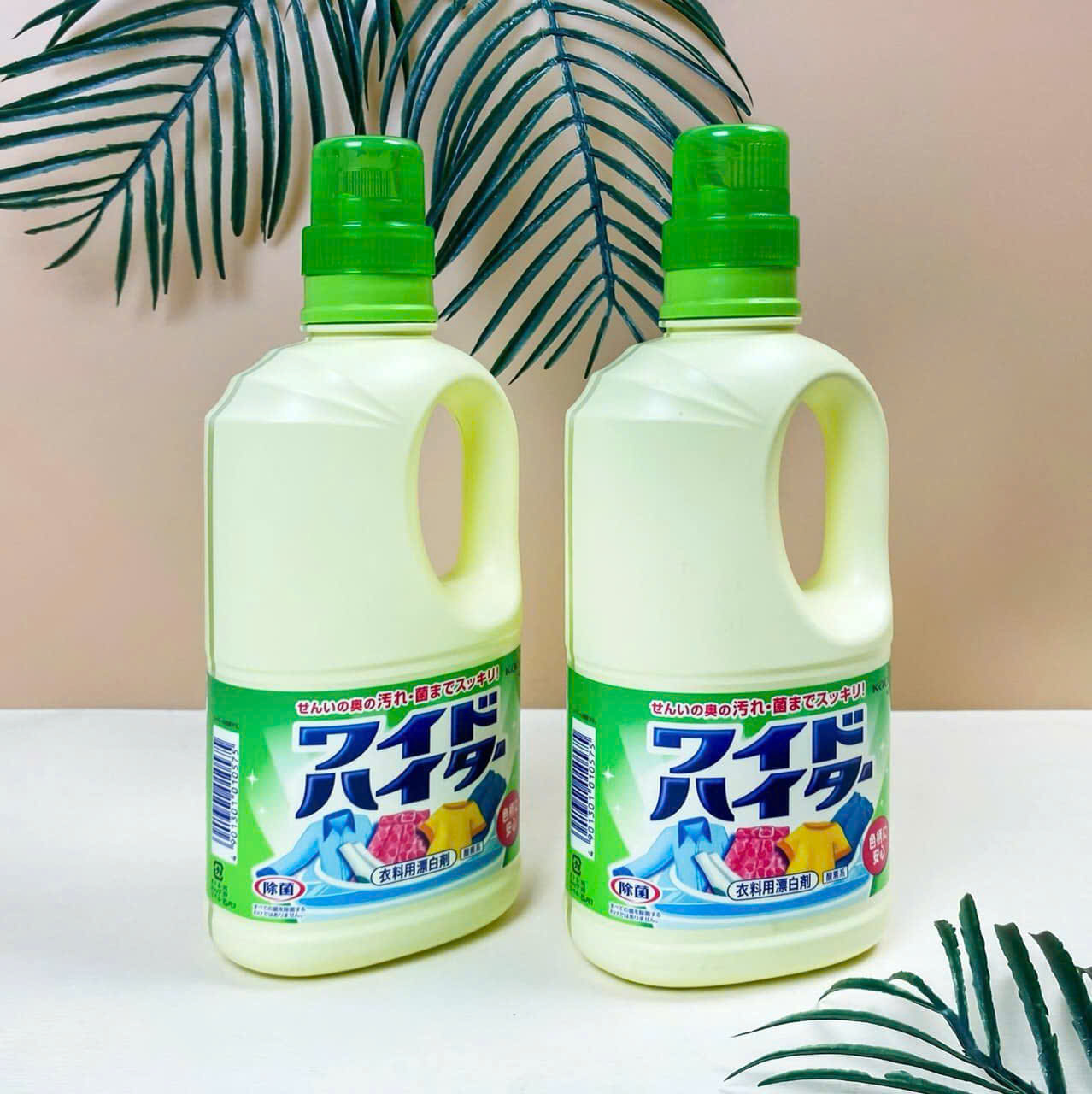 Nước Tẩy Quần Áo Màu Kao 1000ml
