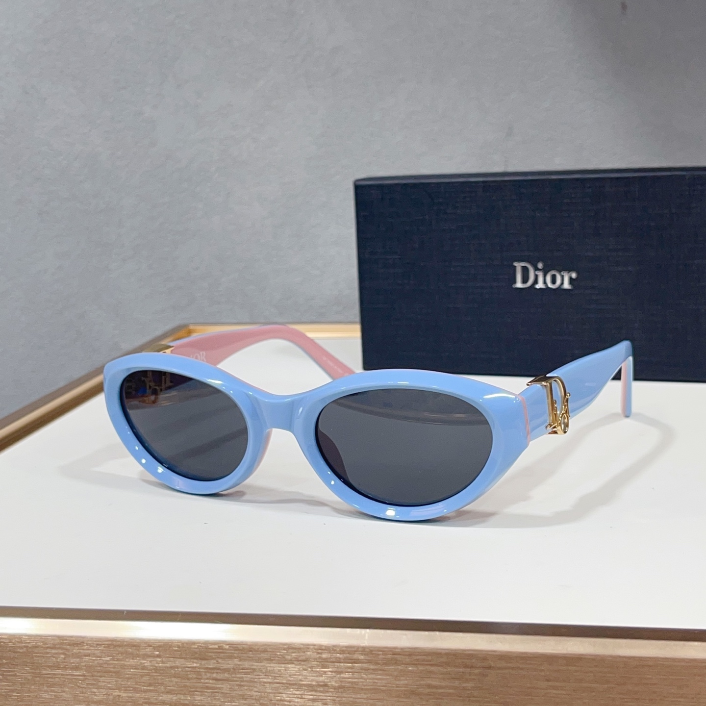 Kính dior_thumbnail_2