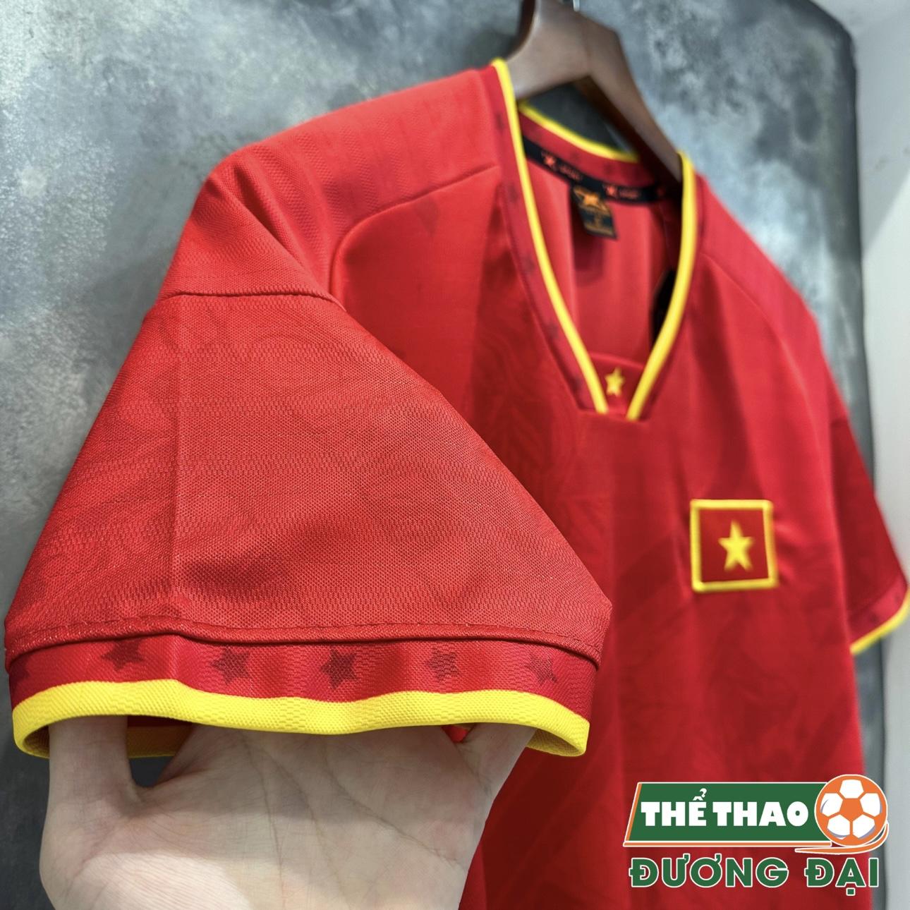 Quần Áo Bóng Đá ĐT Việt Nam HD Đỏ Thun Mè S-COMF Thoáng Khí Thể Thao Đương Đại_thumbnail_3