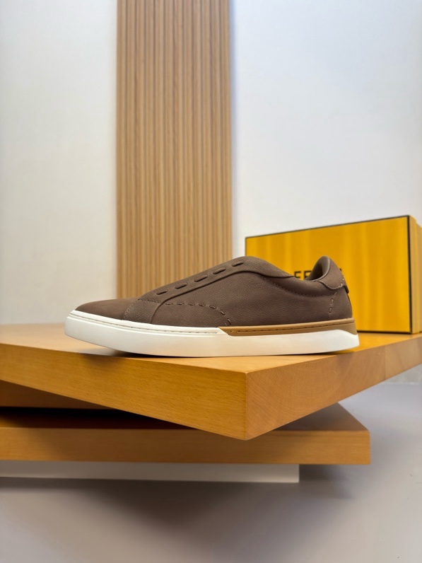 Giày Slipon Fendi_thumbnail_4