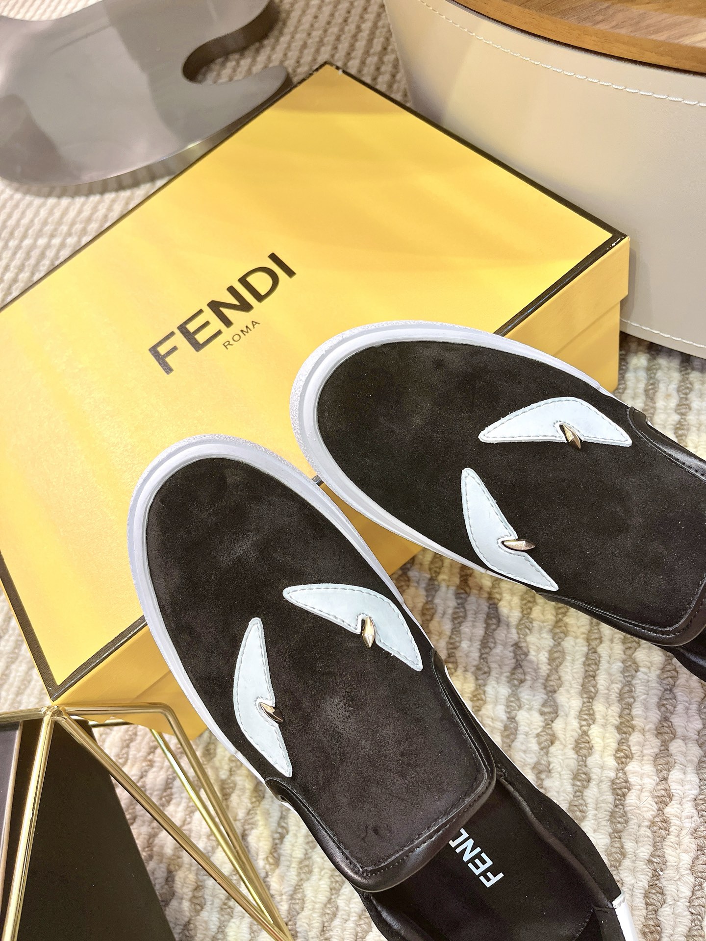 Giày Slipon Fendi_thumbnail_3