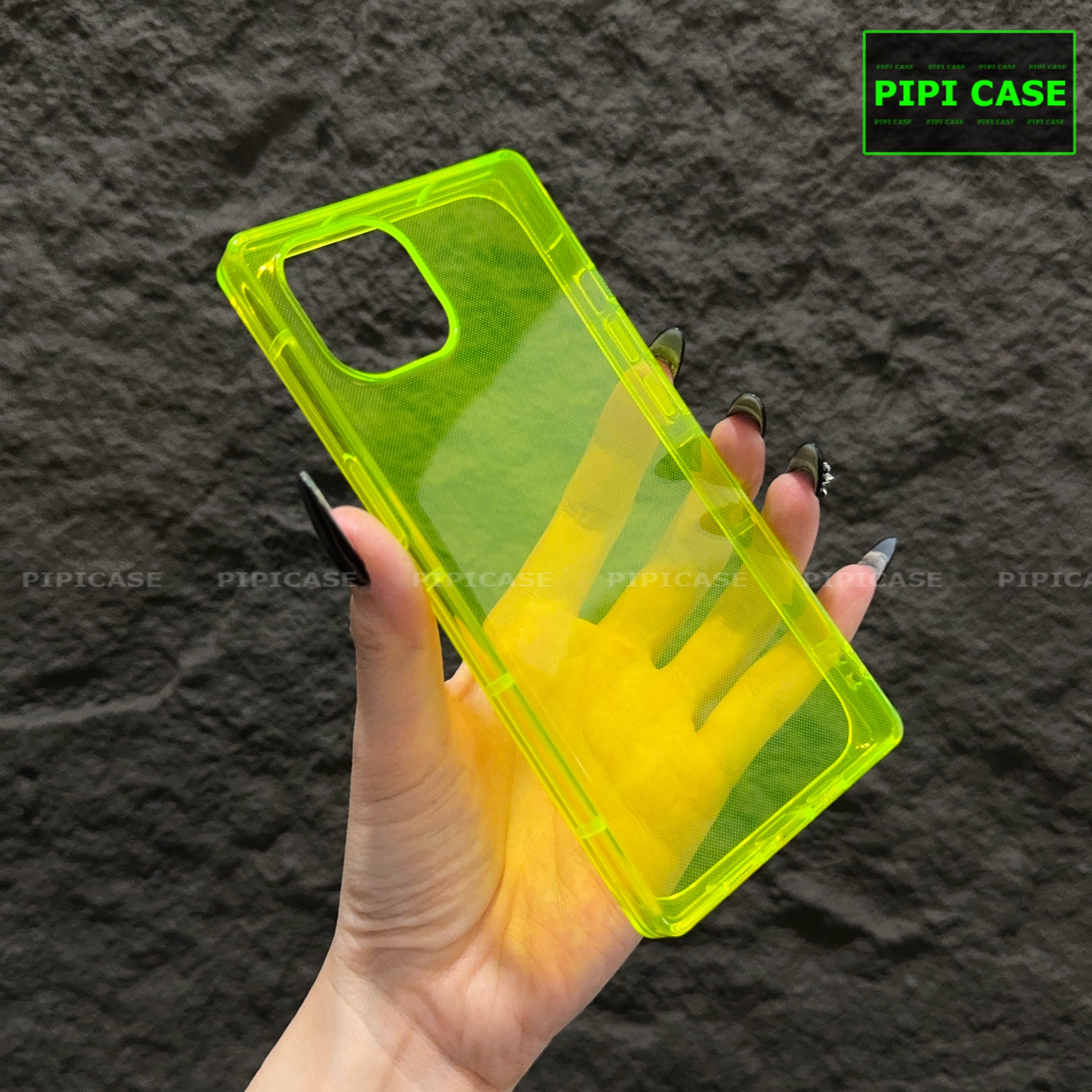 Ốp Lưng iPhone 12 Pro - Layla - Vàng Dạ Quang_thumbnail_1