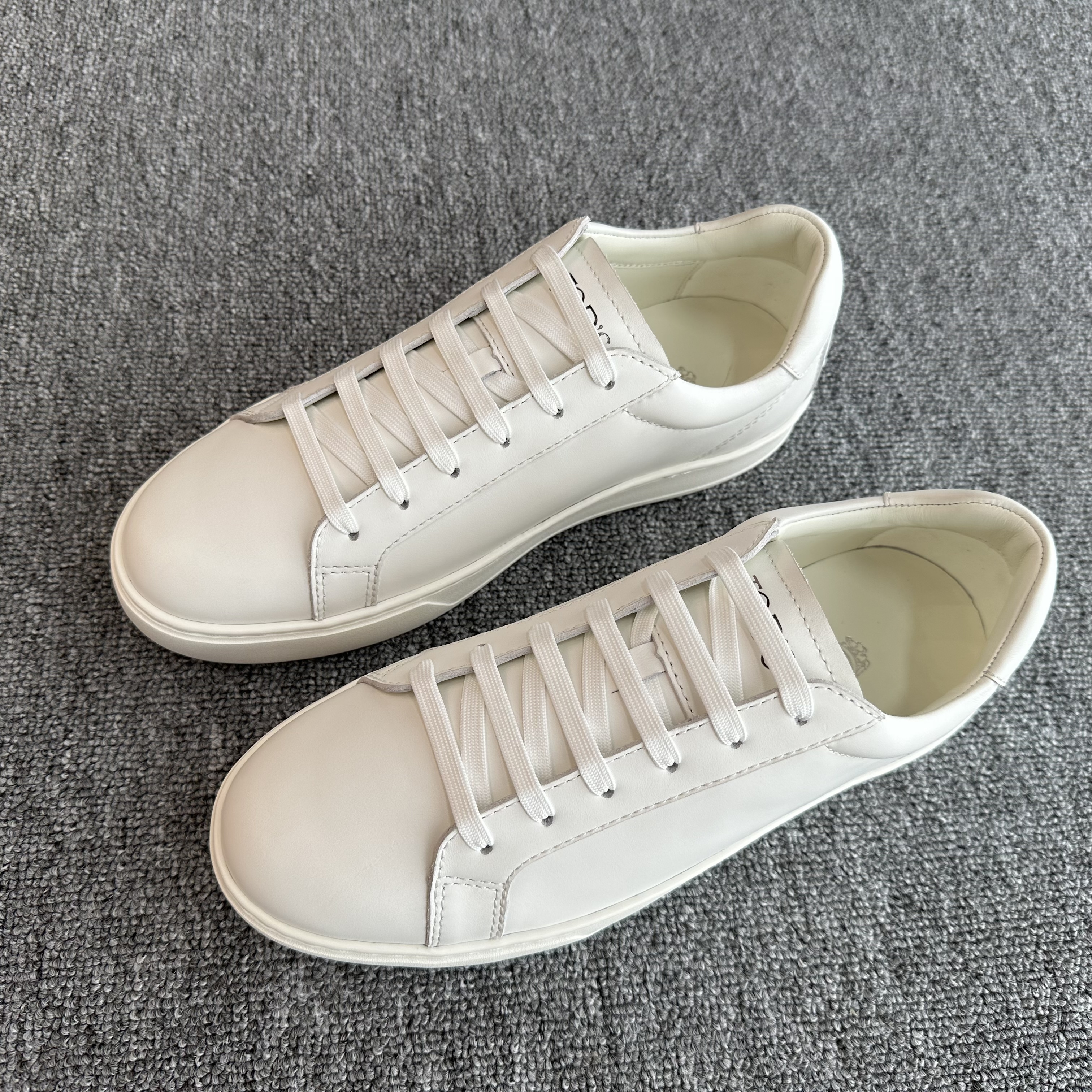 Giày TODS