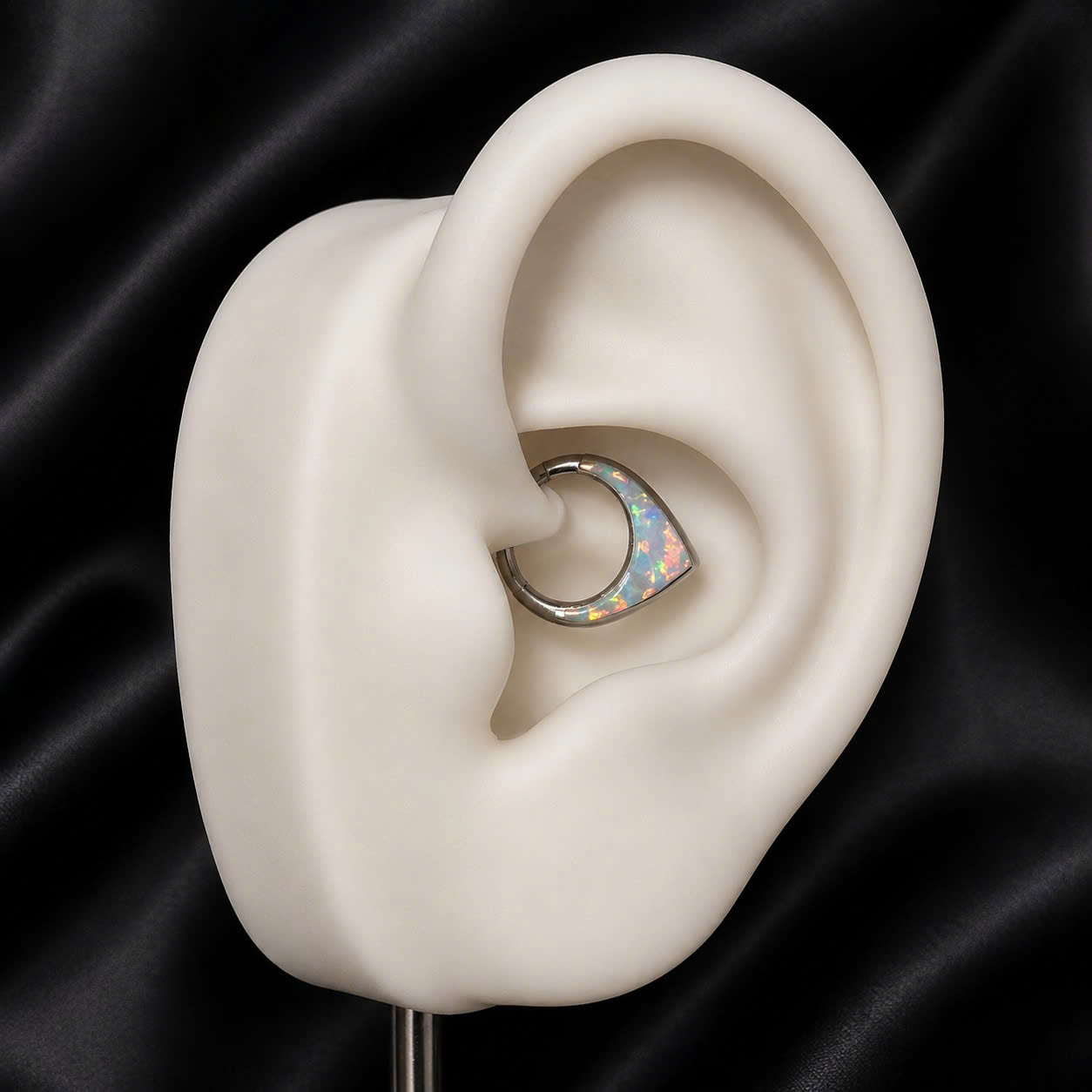 Daith titan giọt nước đá opal 8mm._thumbnail_3