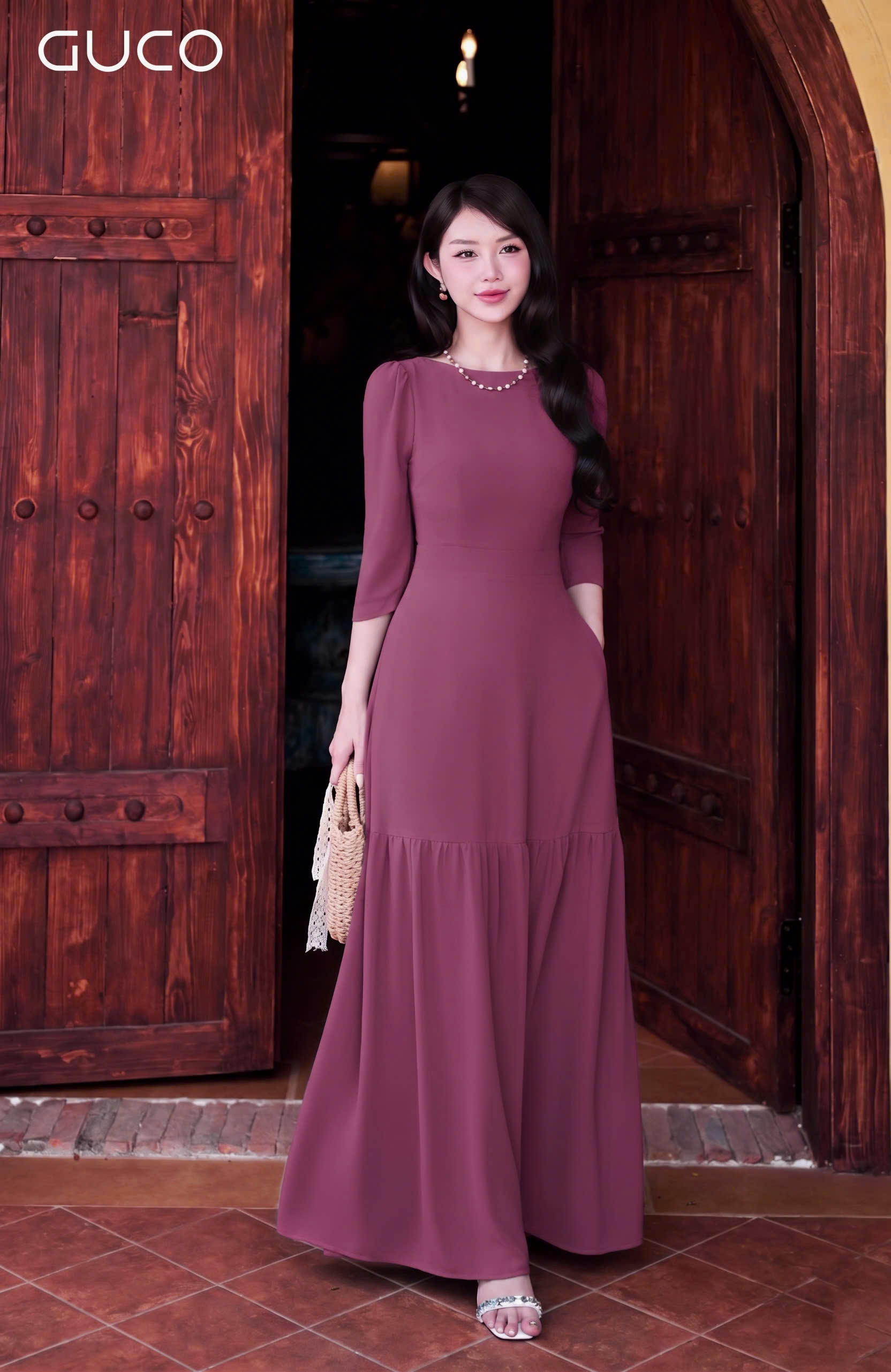 GUCO Đầm Đỏ Gạch Quý Phái