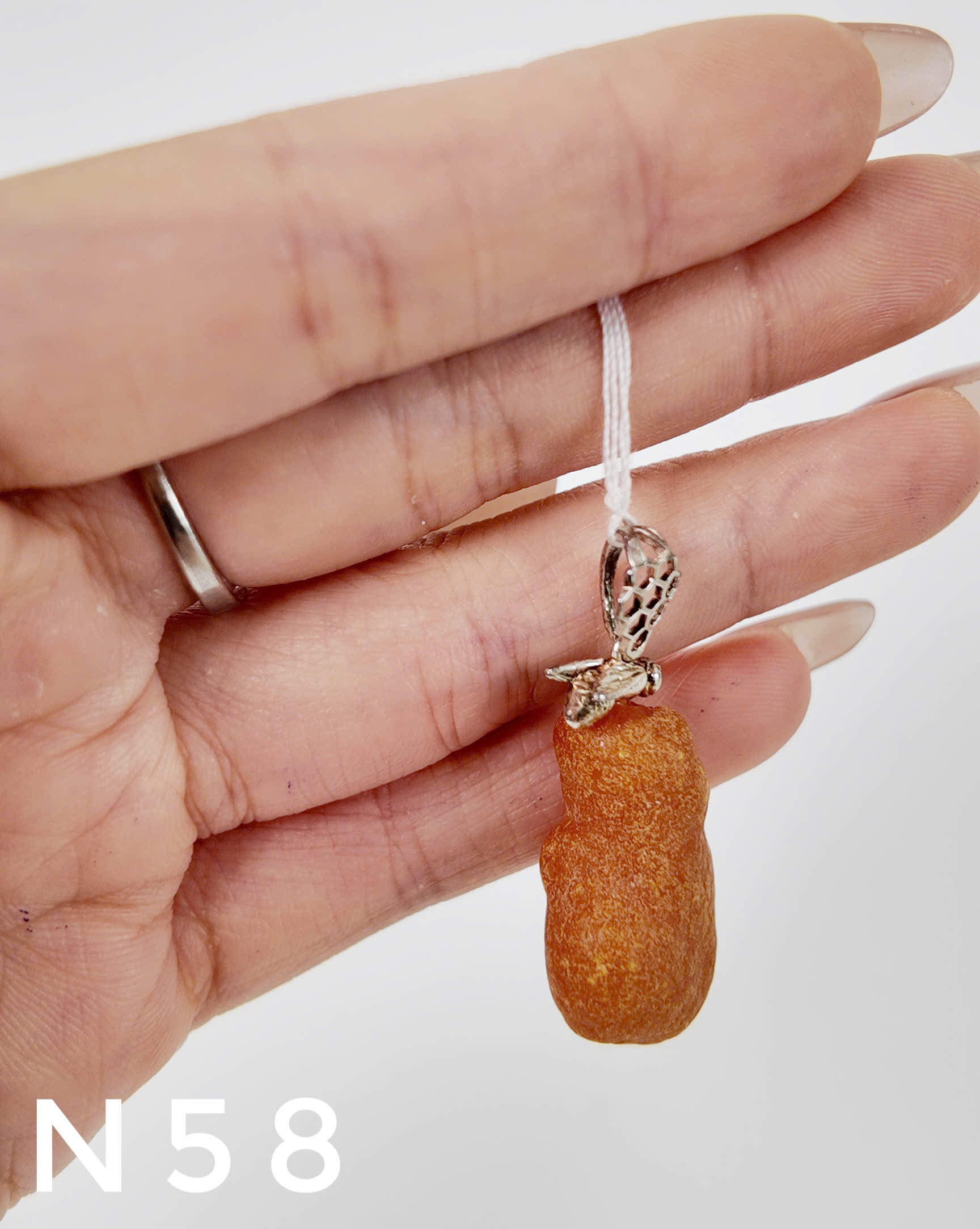 Mặt Dây Chuyền Hổ Phách Giọt Chốt Bạc Hình Ong - N58_thumbnail_4