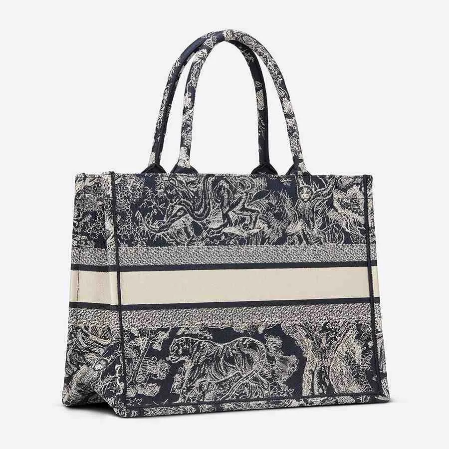 Dior Book Tote Blue _thumbnail_2