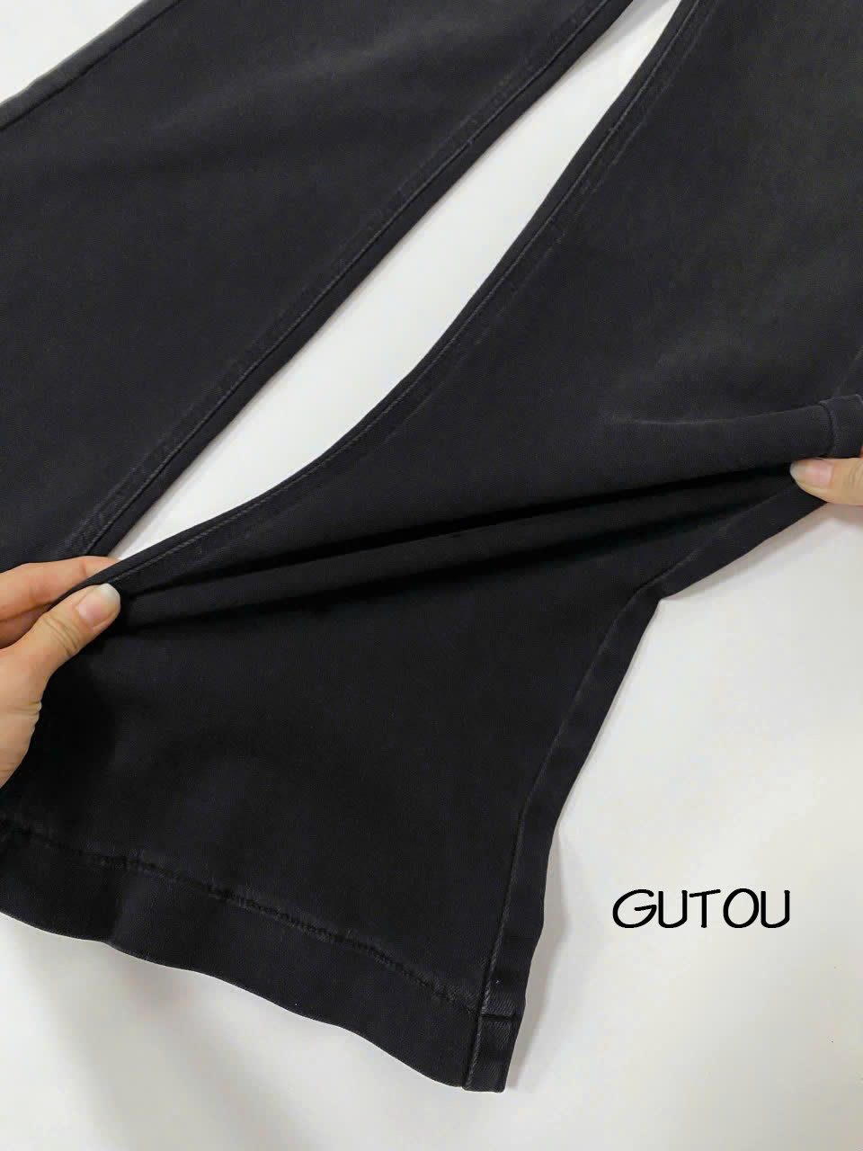 [ GUTOU ] Quần Jean Ống Bass Cạp Trễ Thêu Logo Basic_thumbnail_13