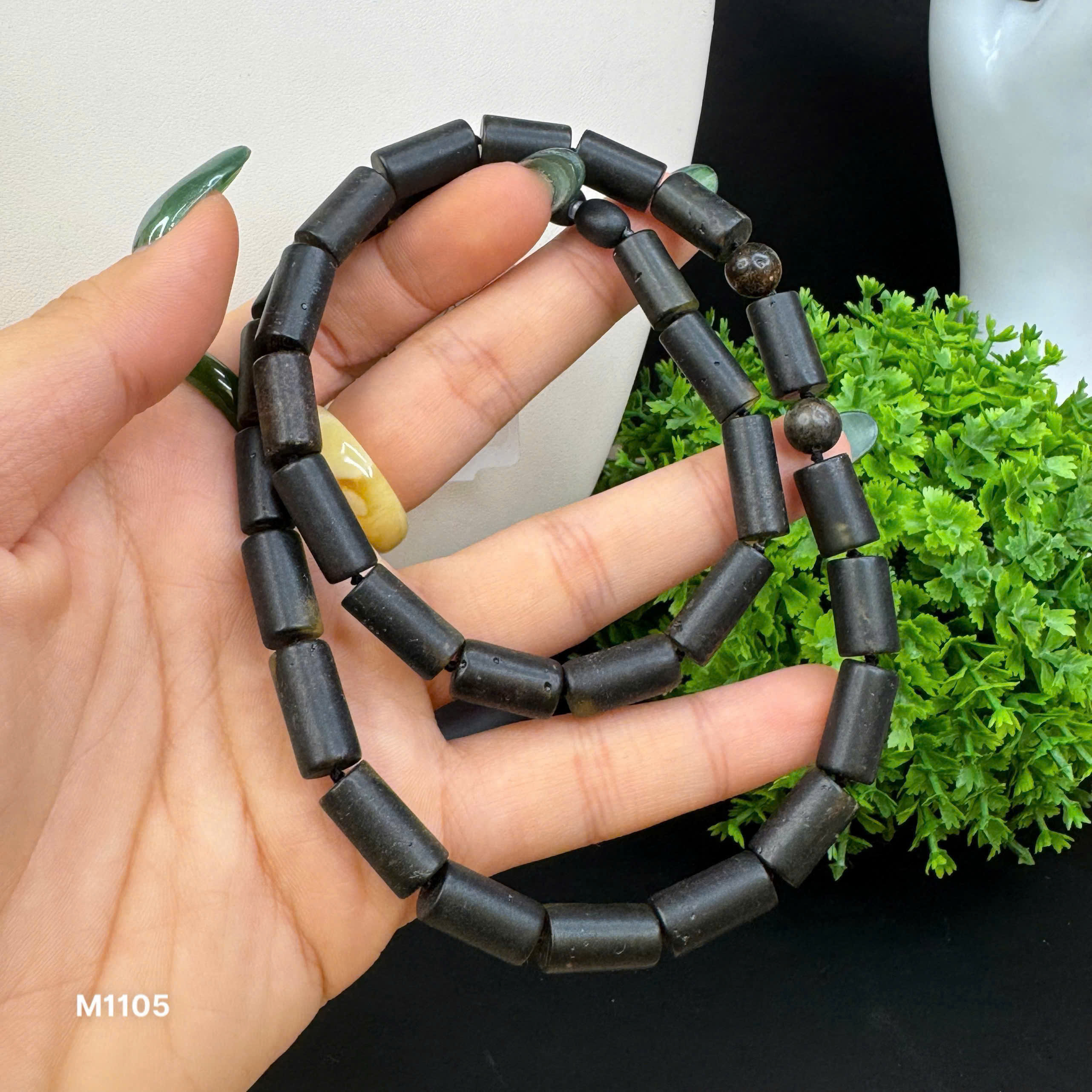Vòng Cổ Lu Thống Hổ Phách - M1105_thumbnail_2