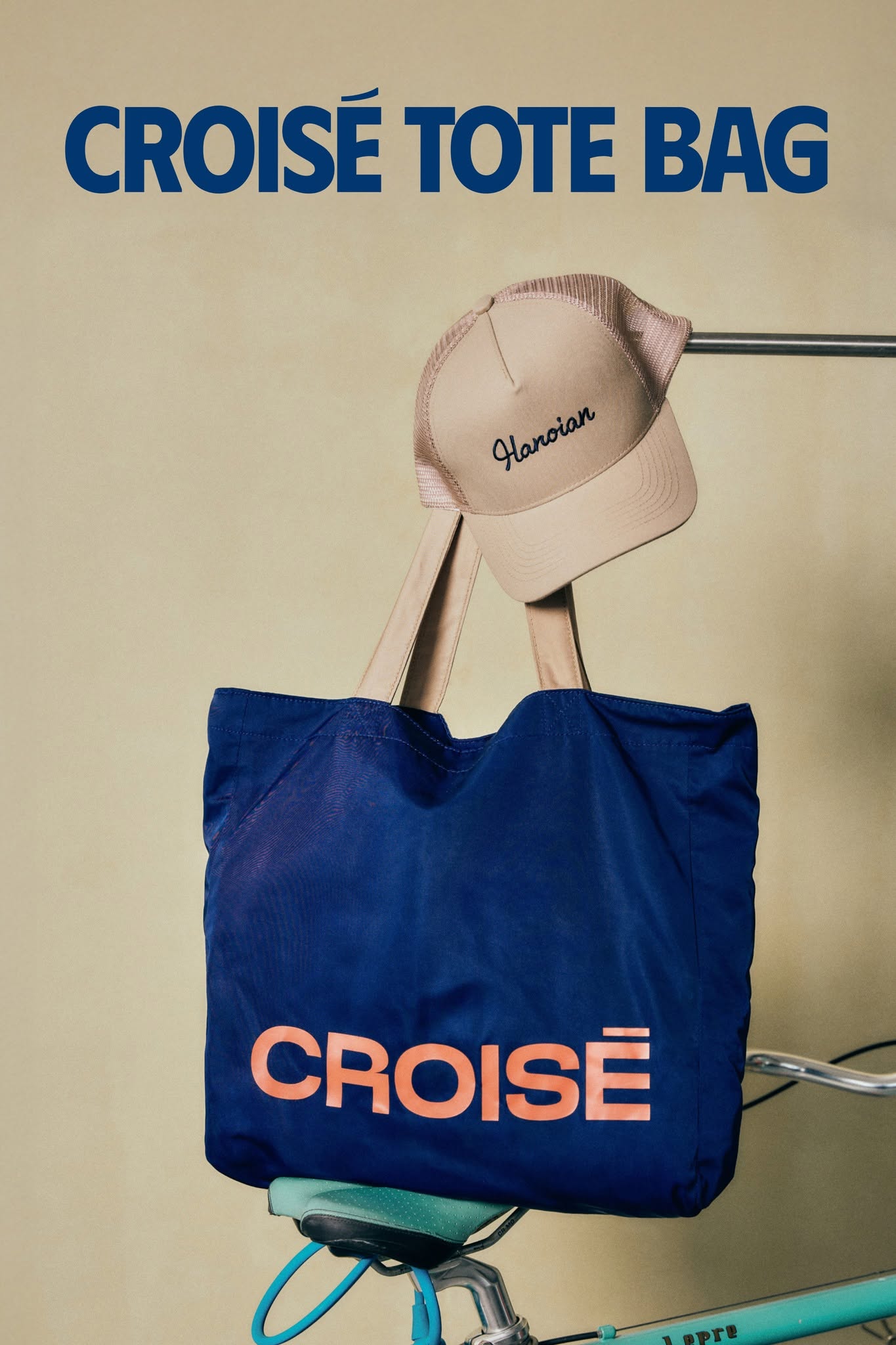 Túi tote CROISÉ vải dù in chữ Xin Chào – 3 màu thời trang: navy, beige, vàng – gấp gọn, nhẹ, tiện dụng, cá tính