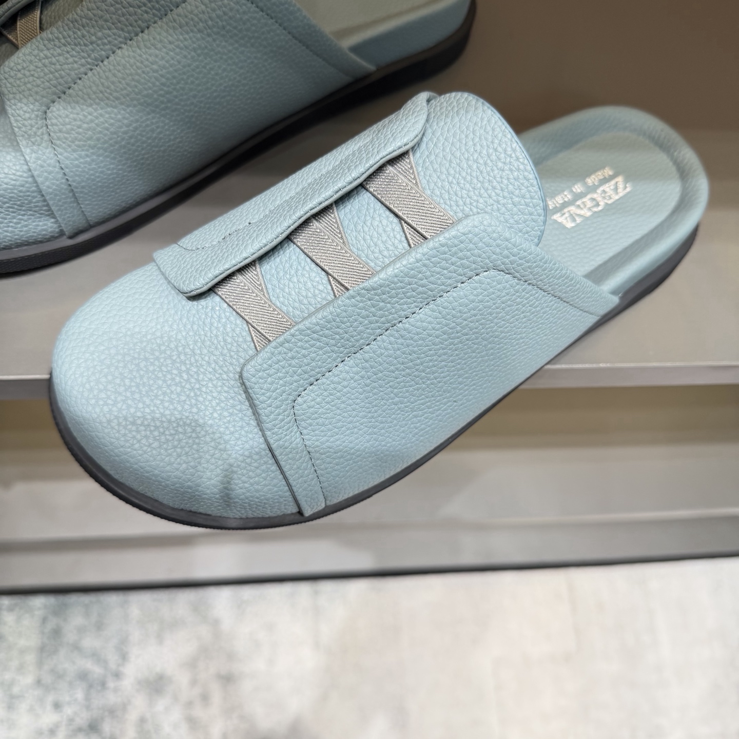 Sục Zegna_thumbnail_6