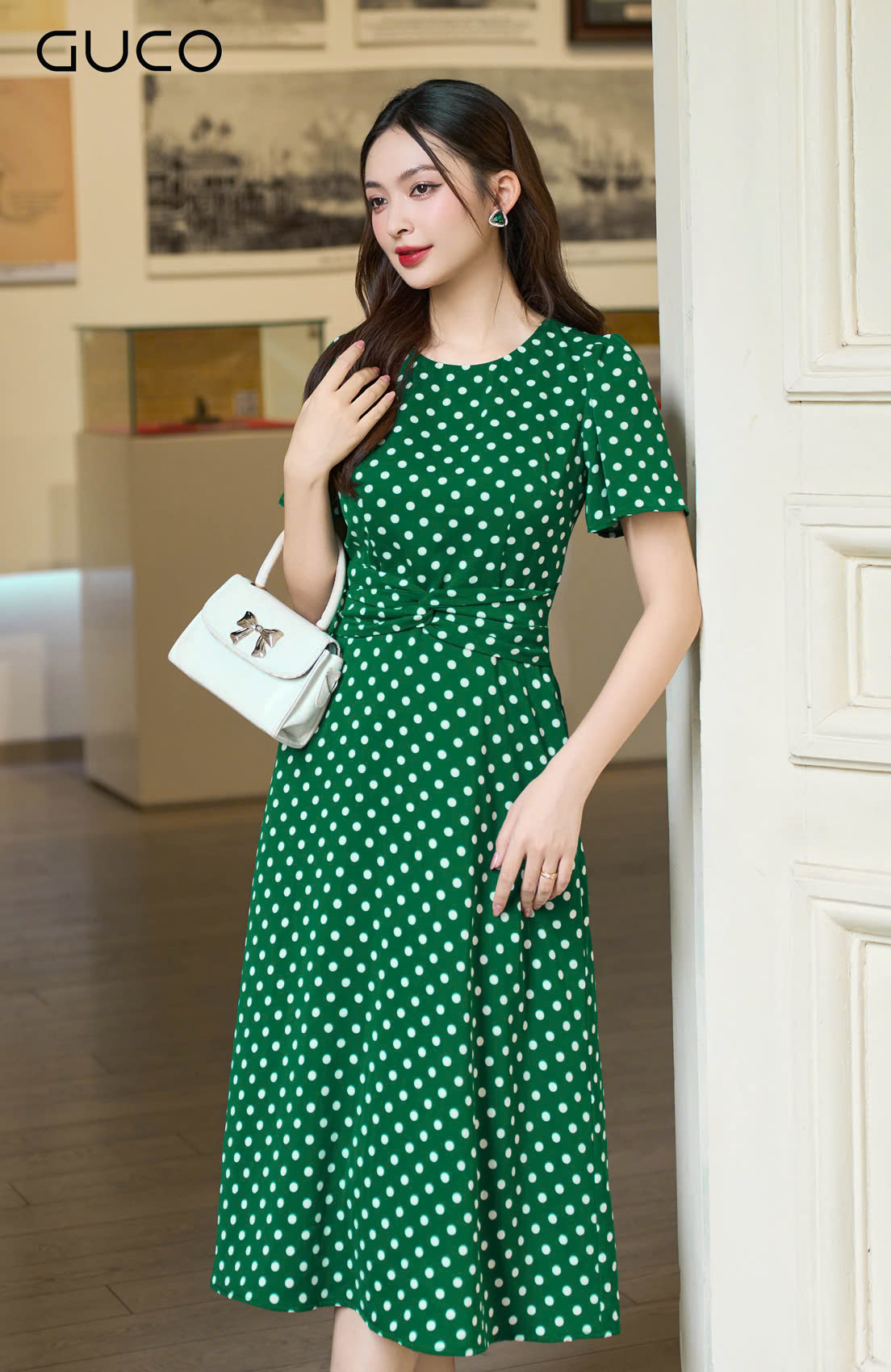 ĐẦM CHẤM BI CỔ TRÒN TAY LOE - BI XANH