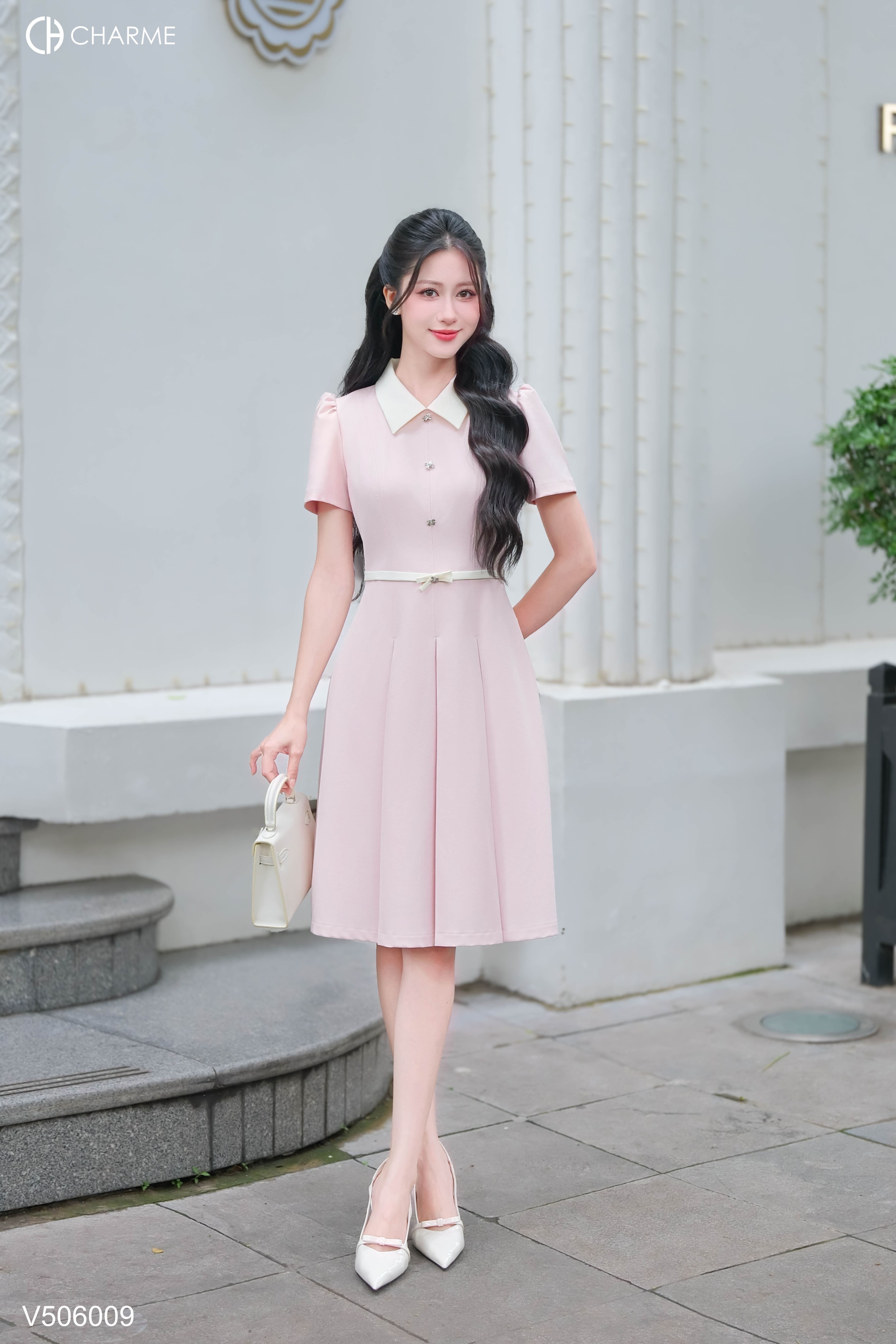 Váy liền phối cổ V nơ eo 506009_thumbnail_6