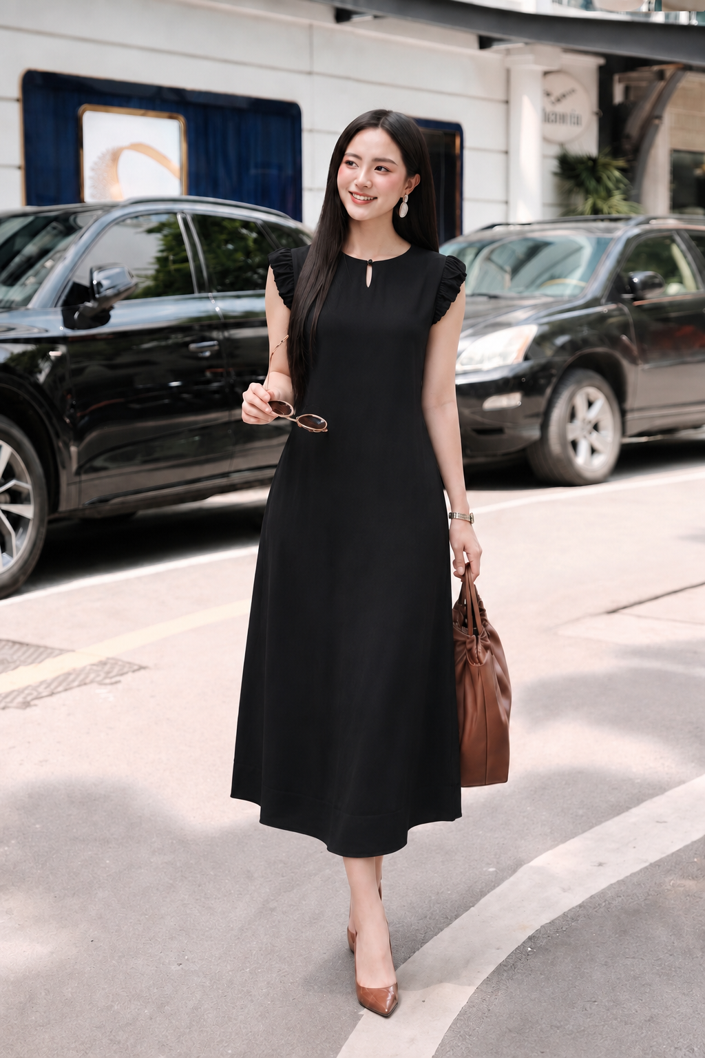 LV035 - VÁY ĐEN REN ĐEN_thumbnail_2