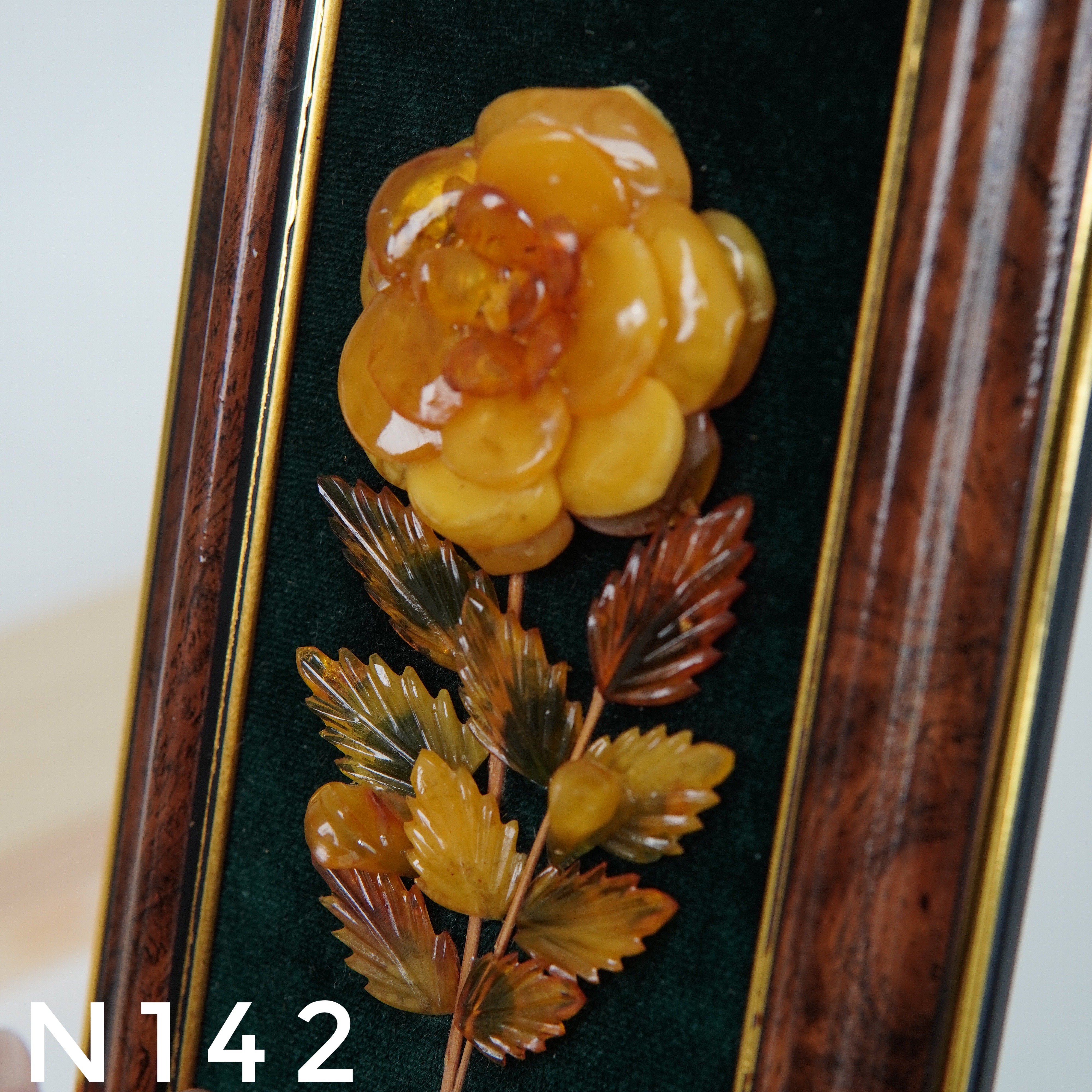 Tranh Hổ Phách Hoa Hồng – N142