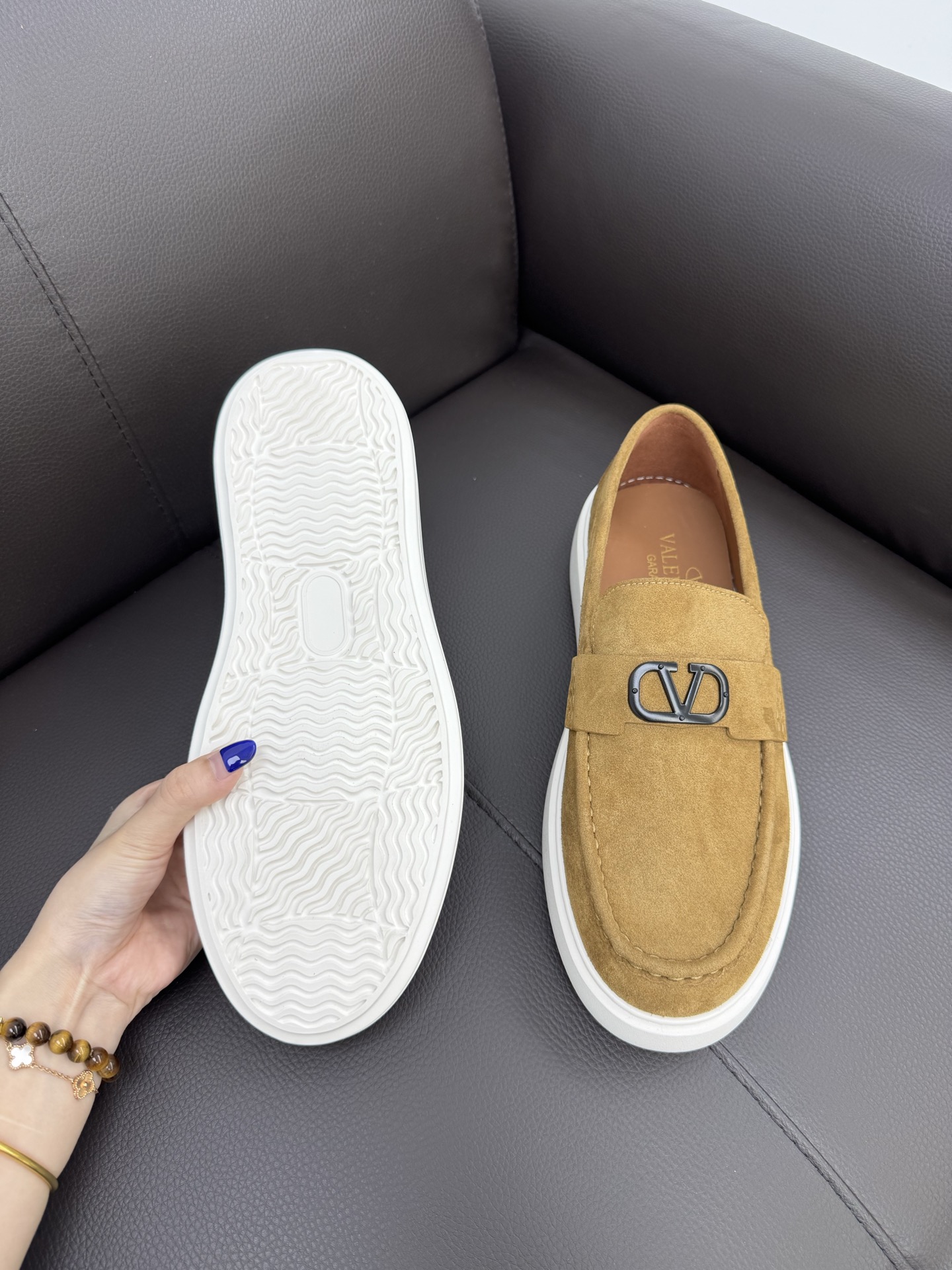 Giày Slipon Valentino (VLTN)_thumbnail_4