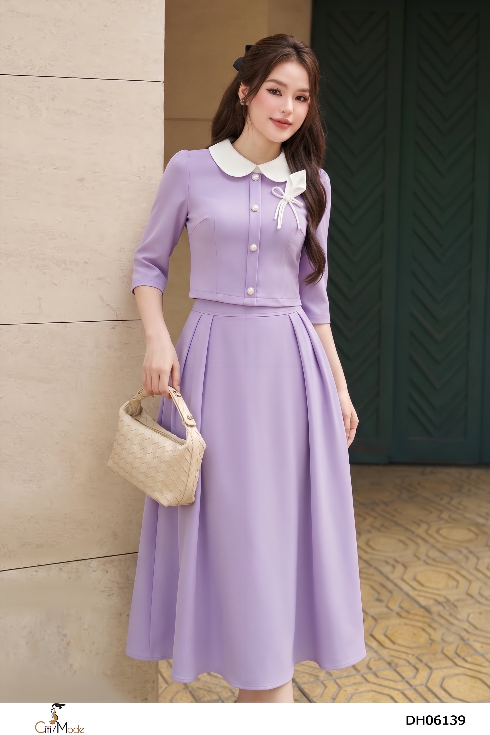 Đầm xòe giả set tím cổ sen trắng tay lỡ đính hoa ngực