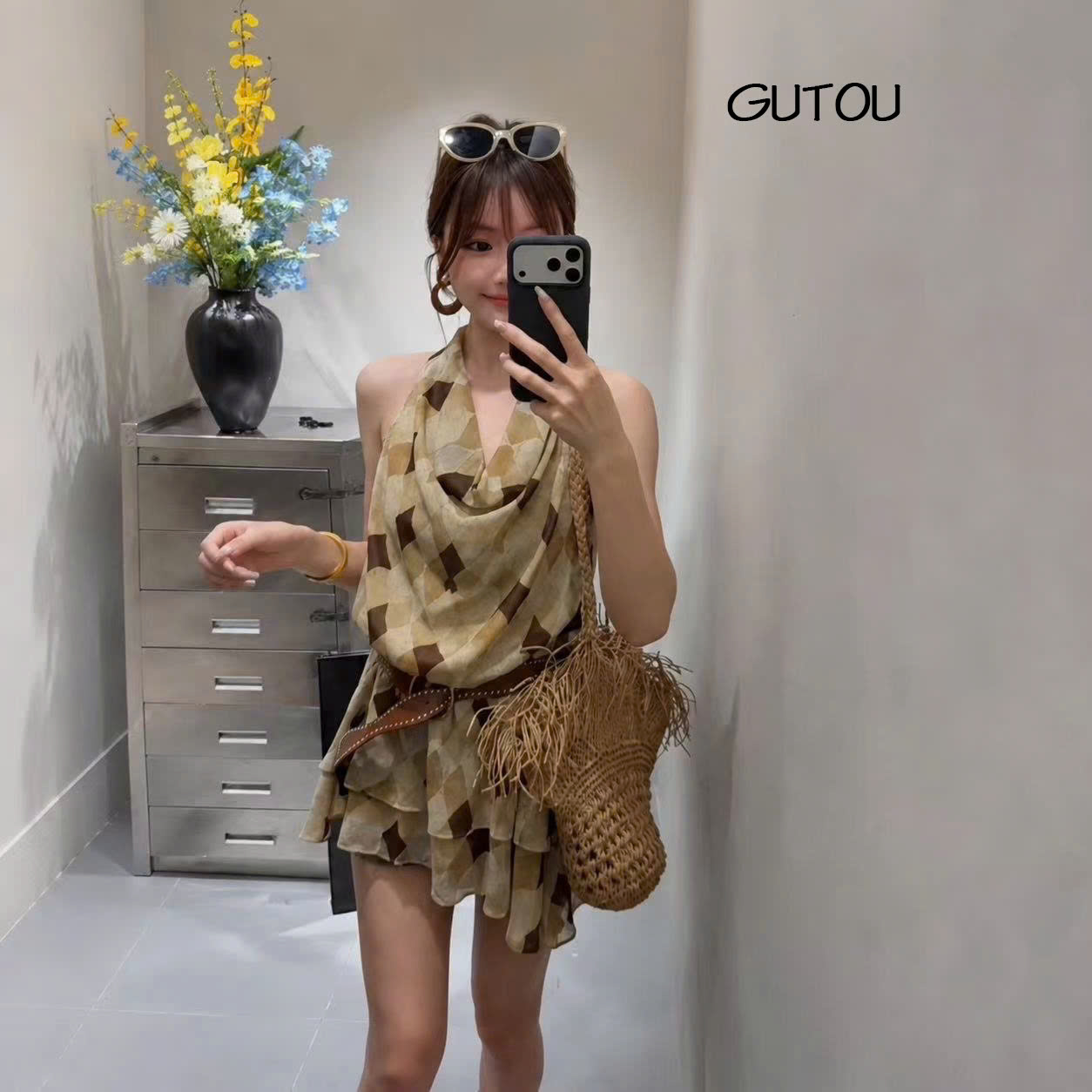 [ GUTOU ] Áo Sát Nách Caro Cổ Đổ Xếp Hai Tầng Kèm Belt_thumbnail_2