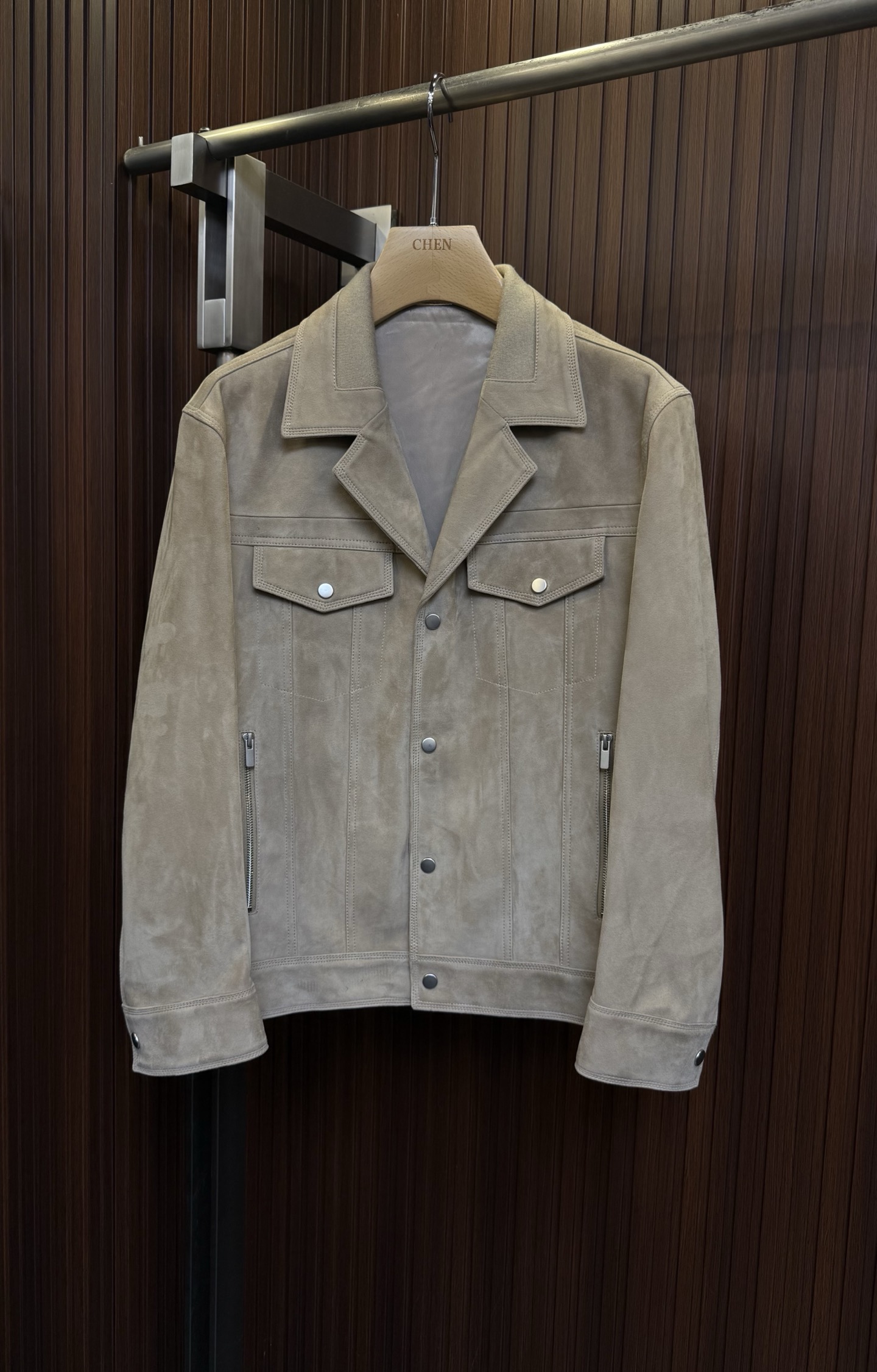 Áo Khoác Loro