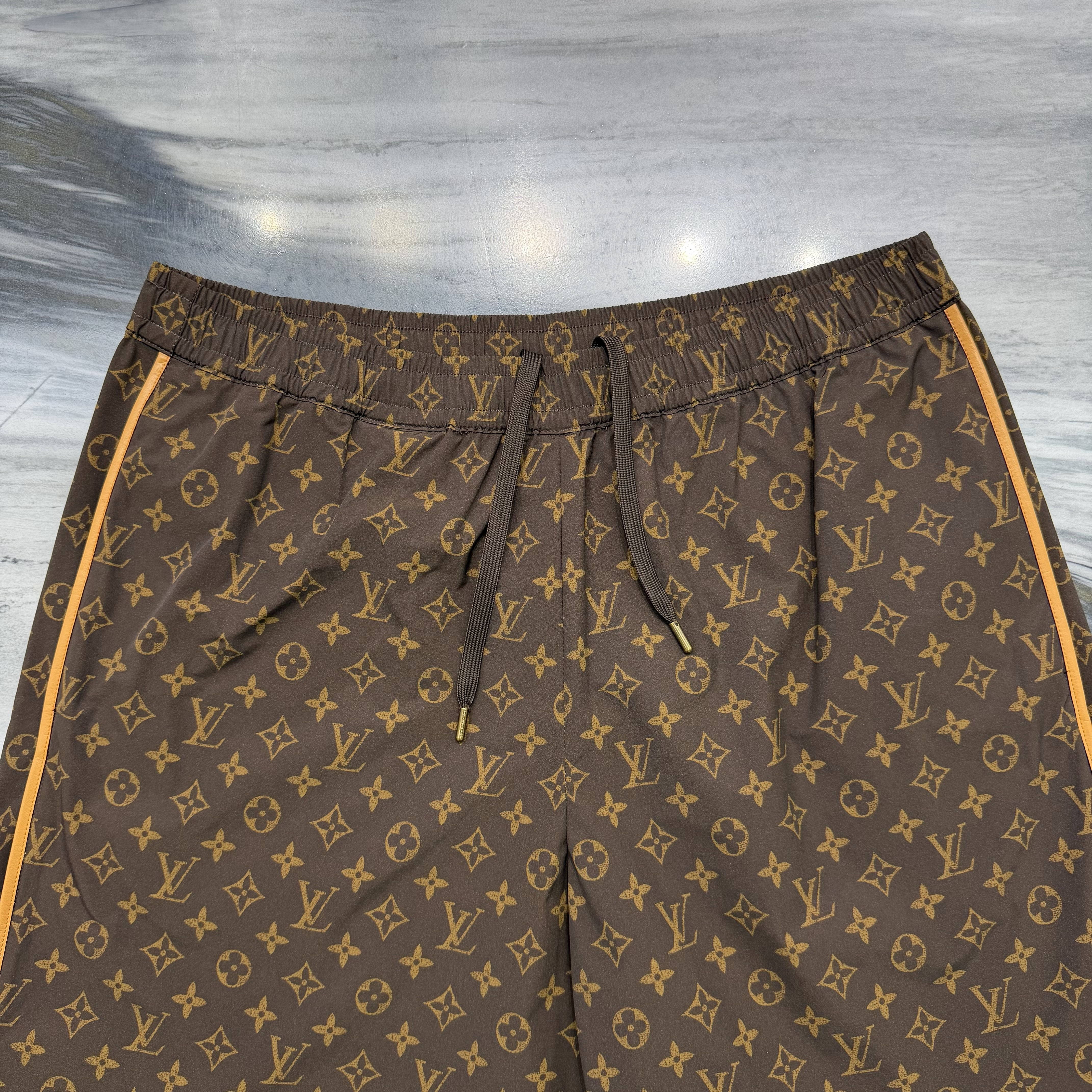 Quần Short LV 