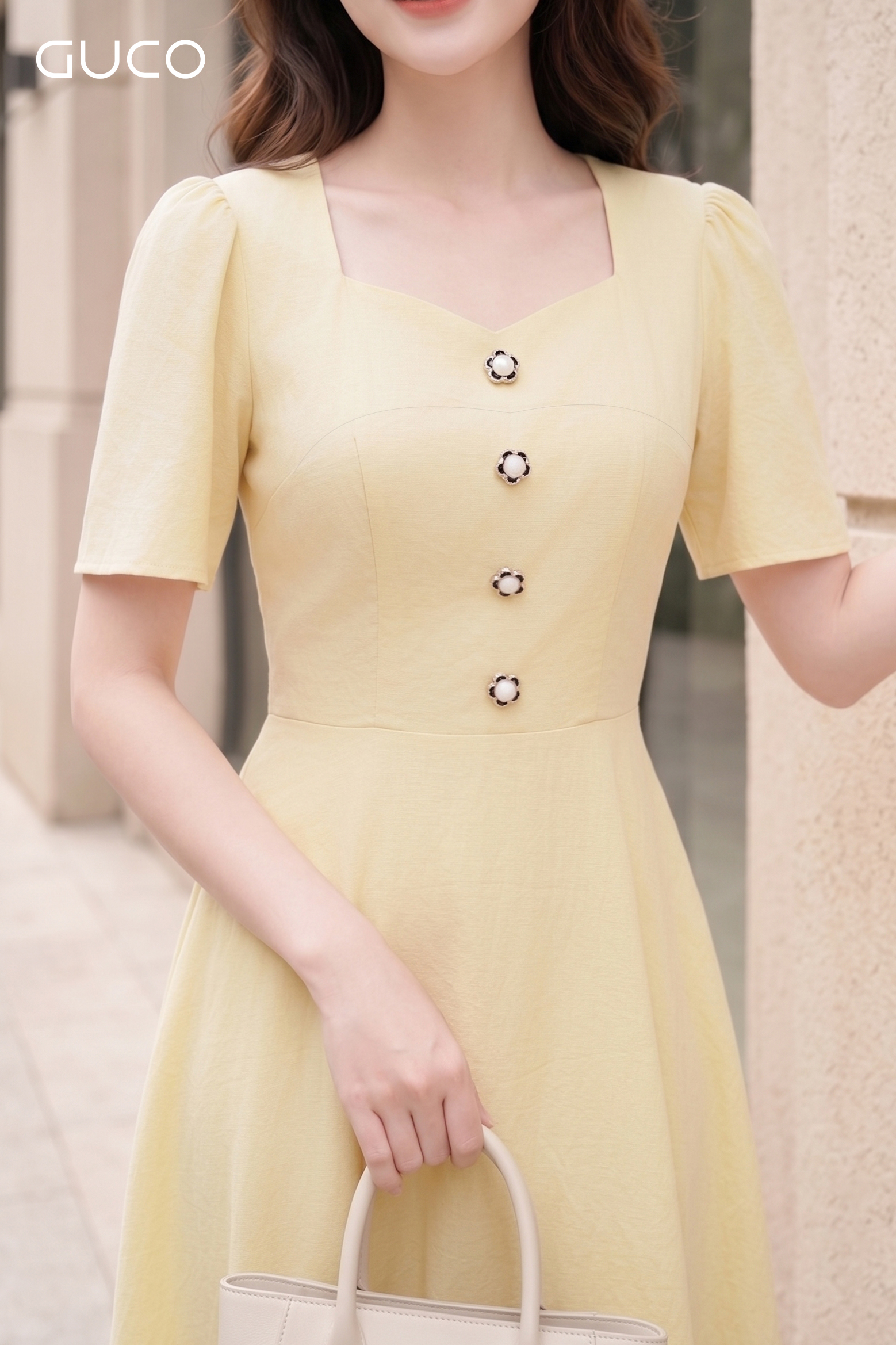 Đầm Maxi Vàng Nhạt Phong Cách Tiểu Thư_thumbnail_1