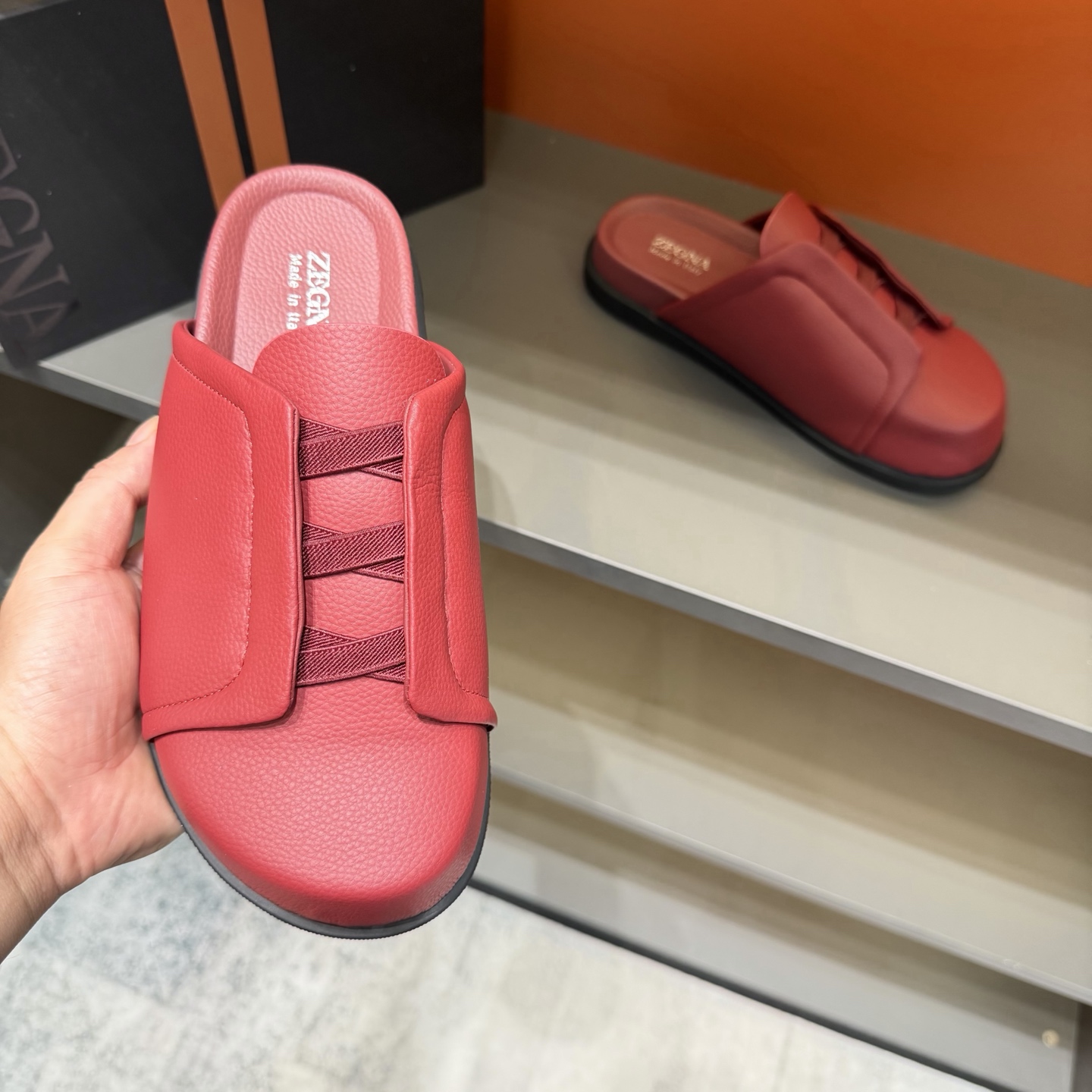 Sục Zegna_thumbnail_2