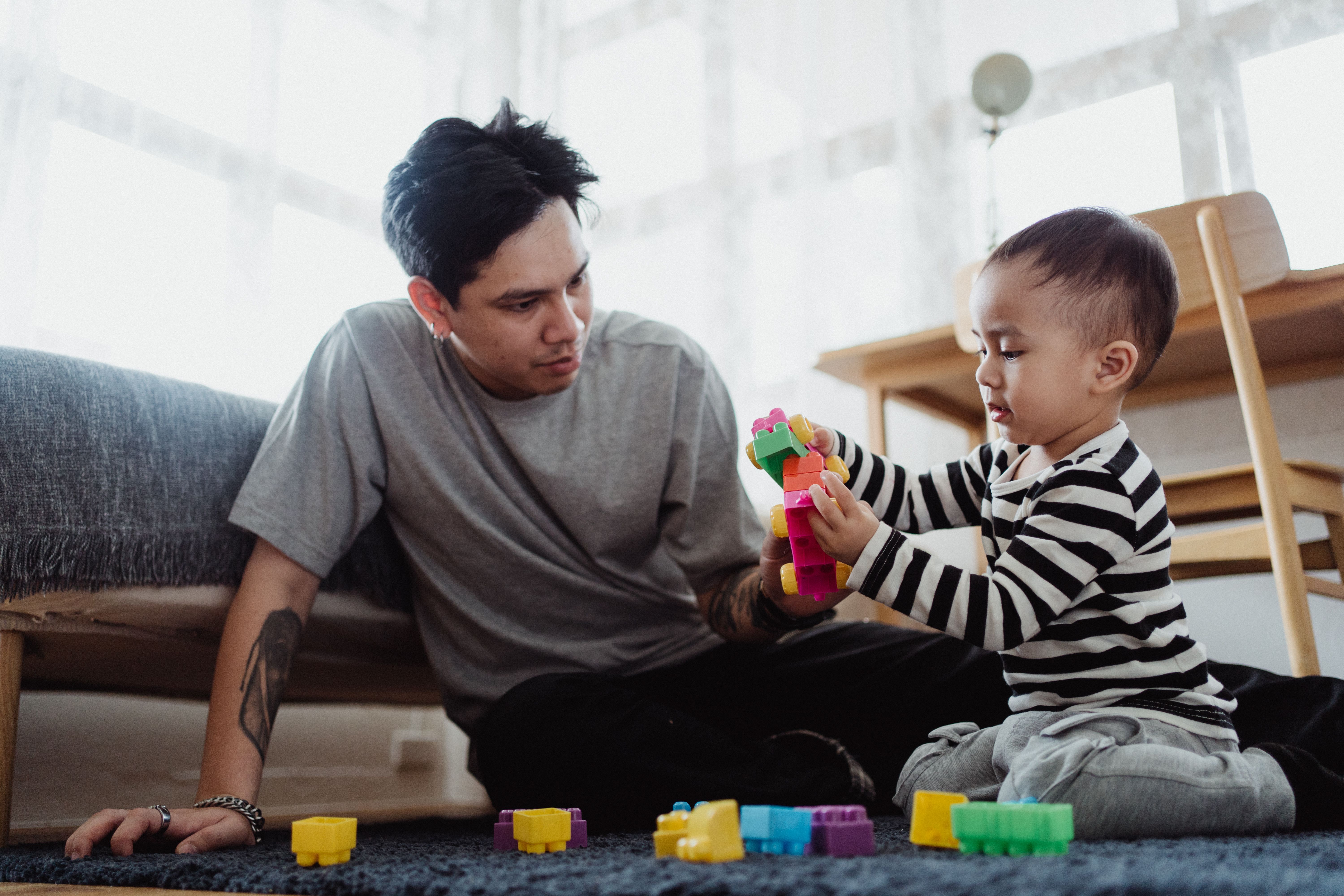 Lắp ráp cùng con: Bí quyết gắn kết gia đình và kích thích tư duy không gian