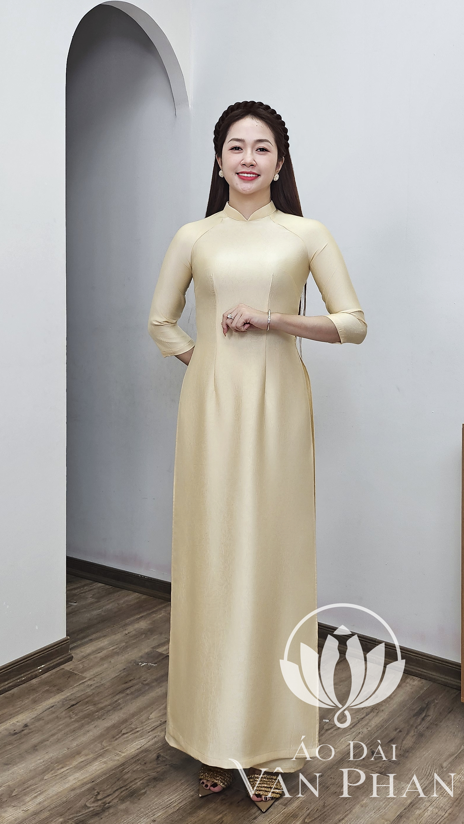 A3220CC  áo dài cổ 2p tay lỡ lụa duba màu kem