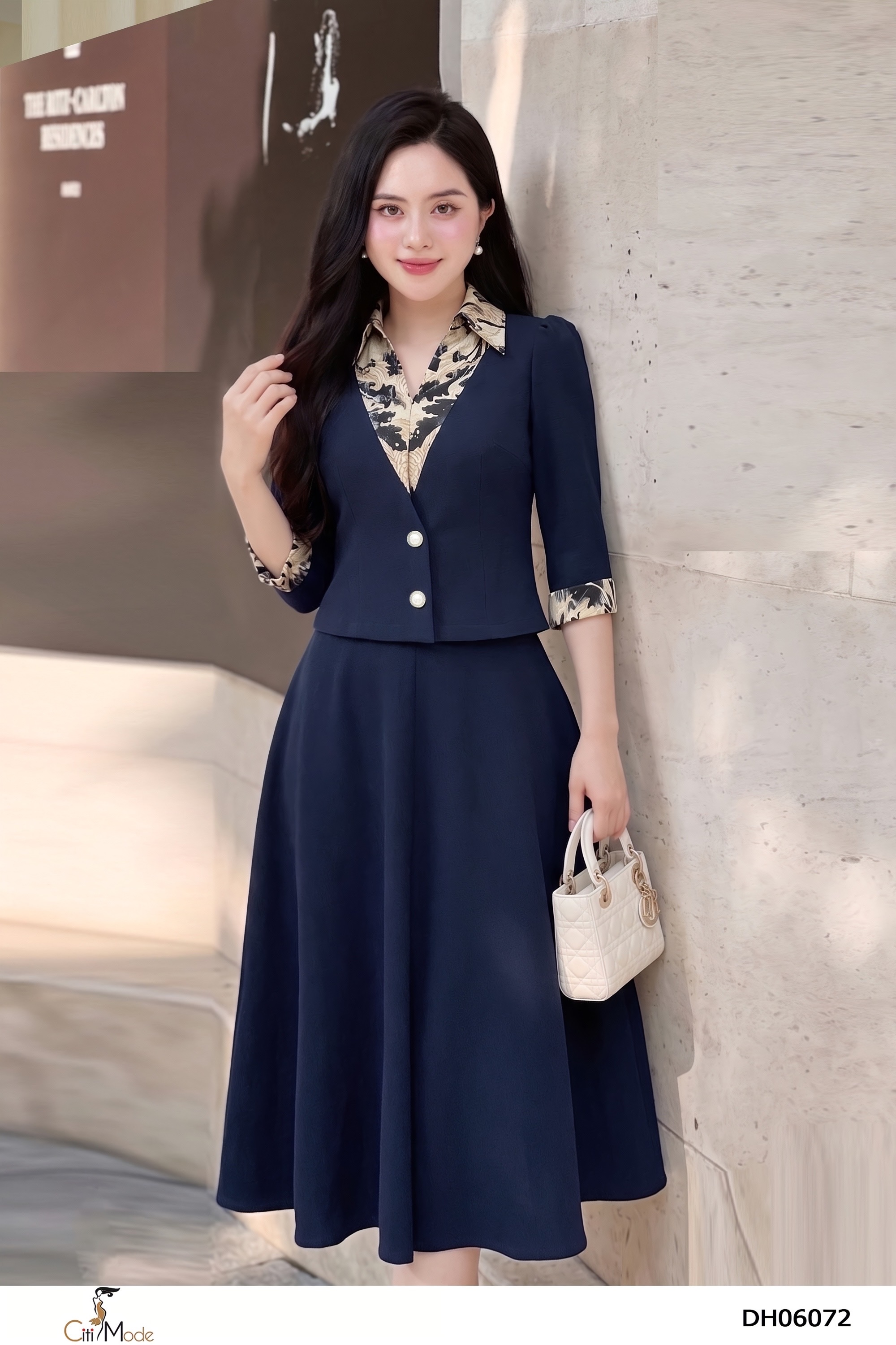 Đầm xòe xanh đen cổ đức phối tay lỡ