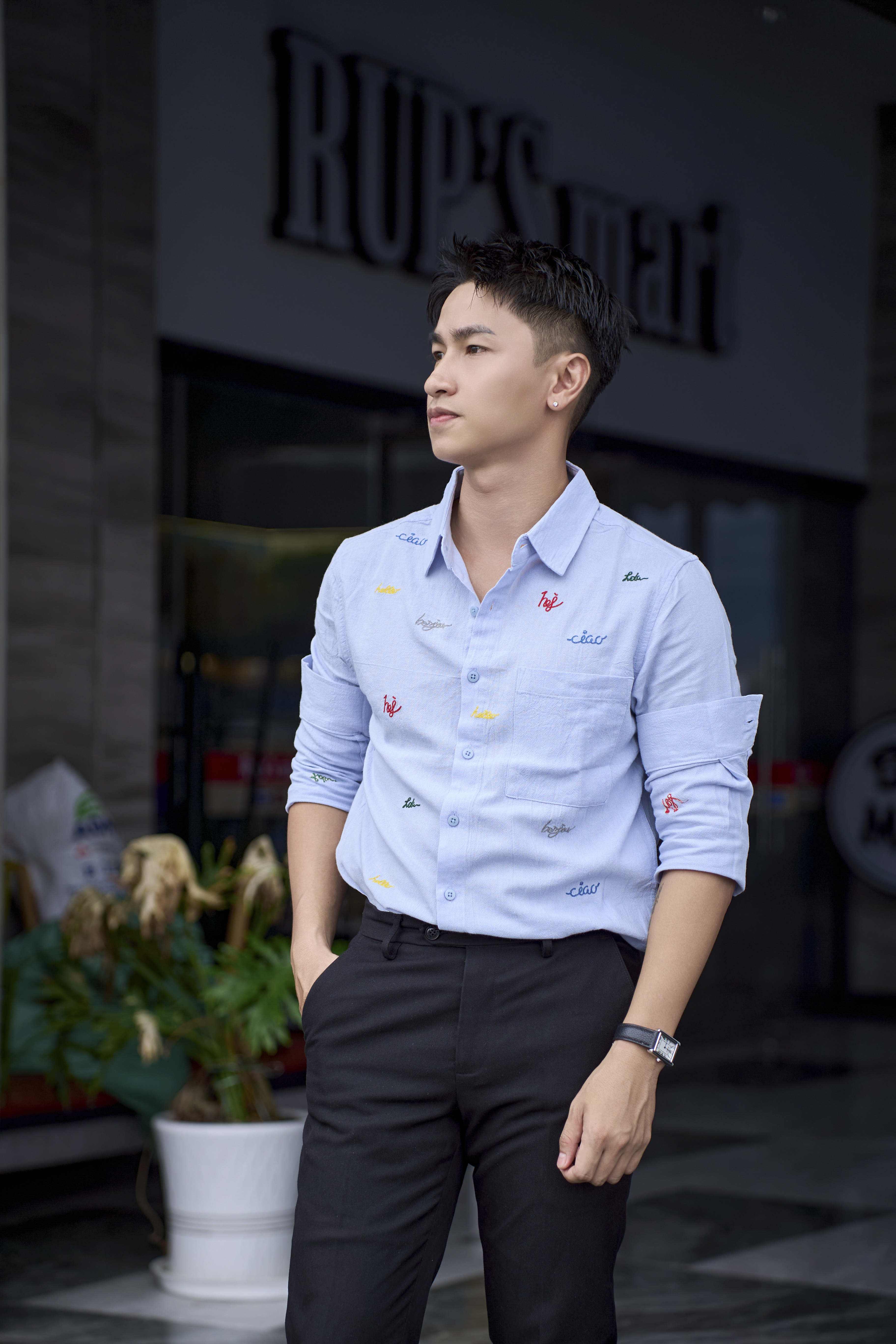 SA127 - Áo sơ mi nam dài tay cotton 100% phong cách Nhật Bản, form rộng, thêu chữ nghệ thuật, màu Trắng/Xanh Dương_thumbnail_6
