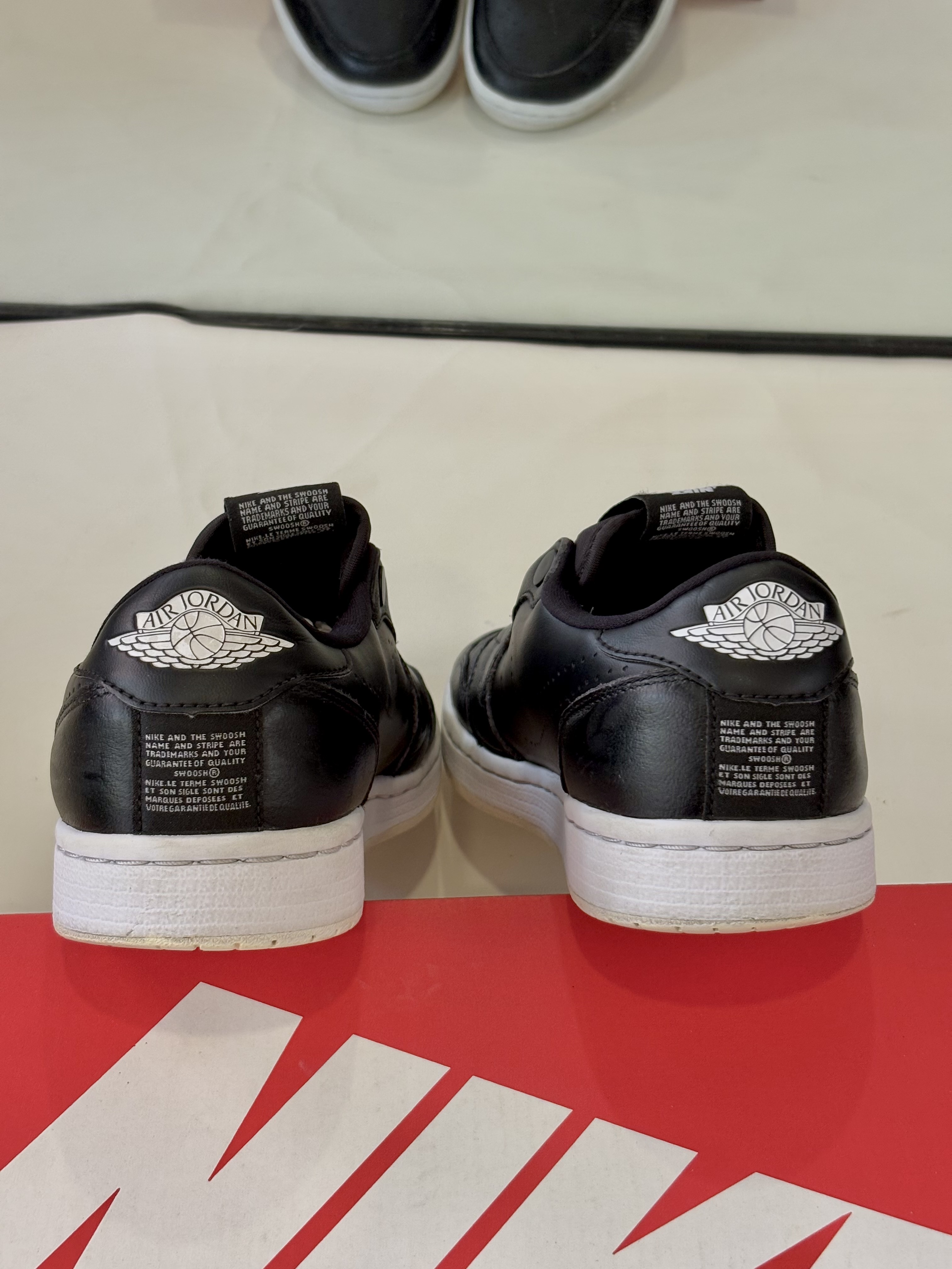 Nike Air Jordan 1 Low Golf AV3918-001_thumbnail_5